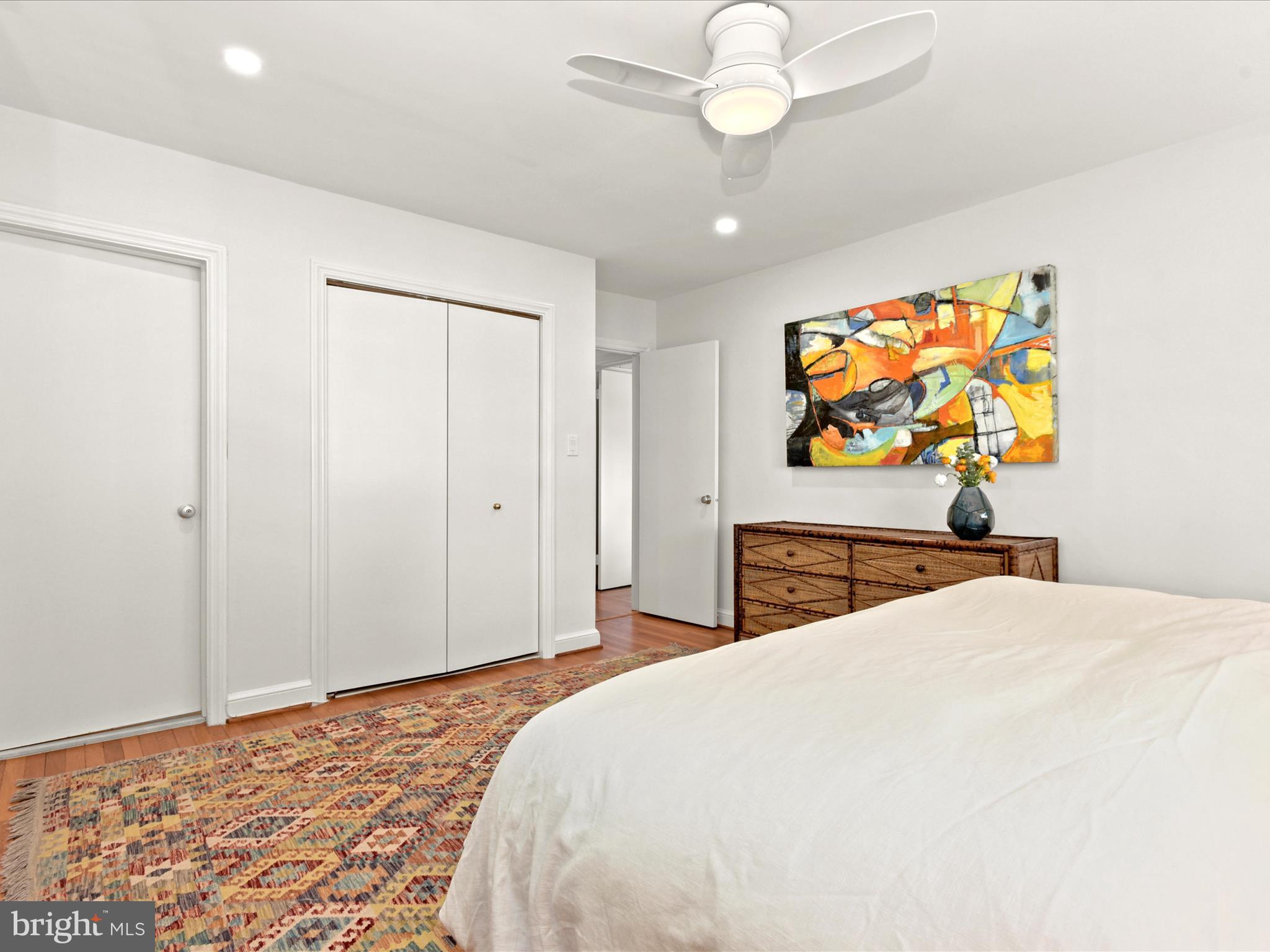 SHIRLEY WOODS - Residential