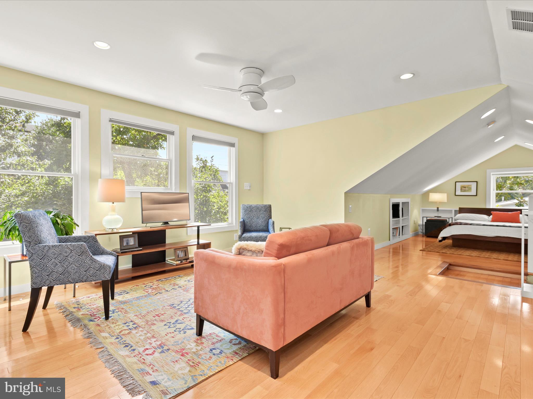 SHIRLEY WOODS - Residential