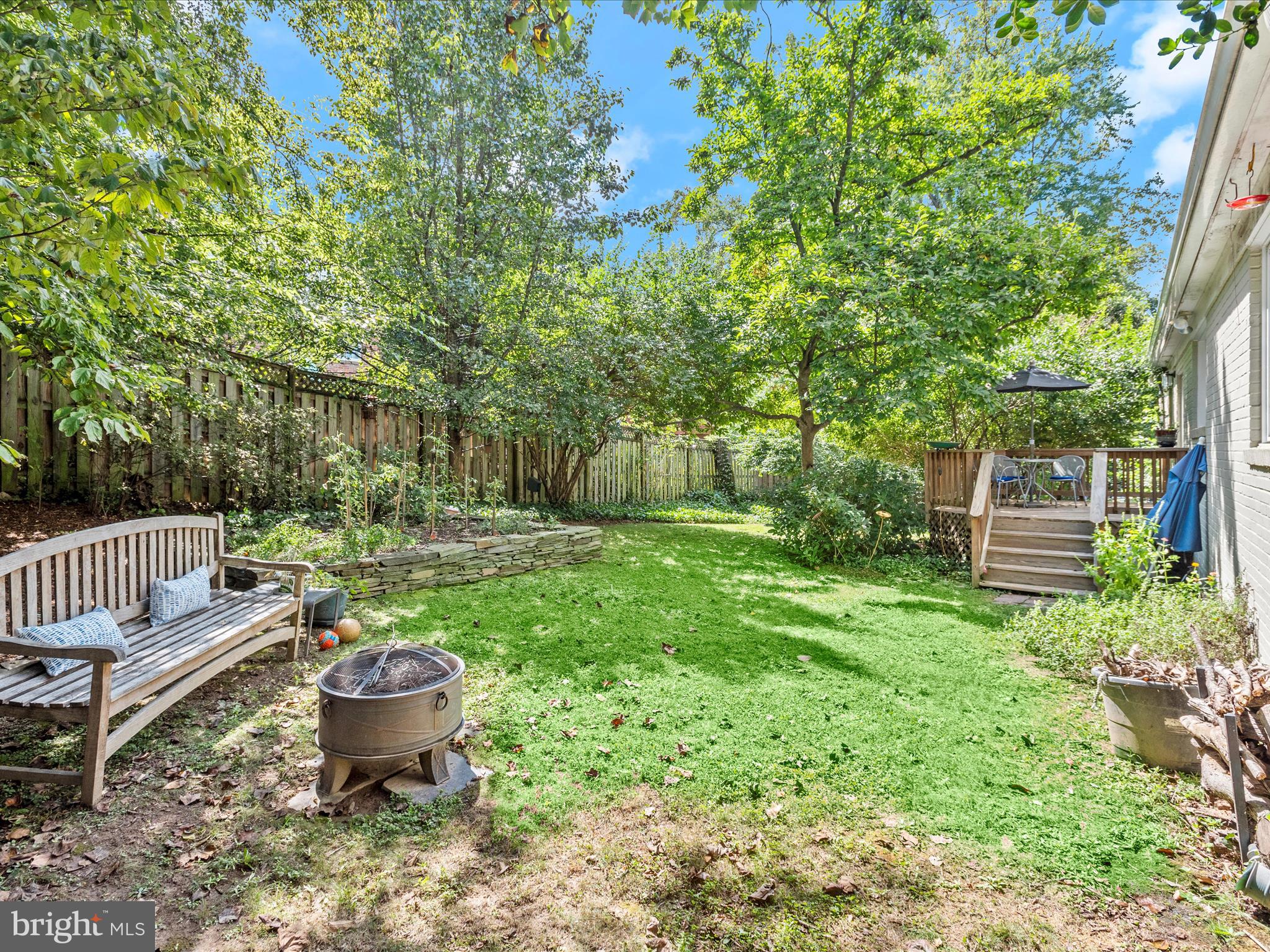 SHIRLEY WOODS - Residential