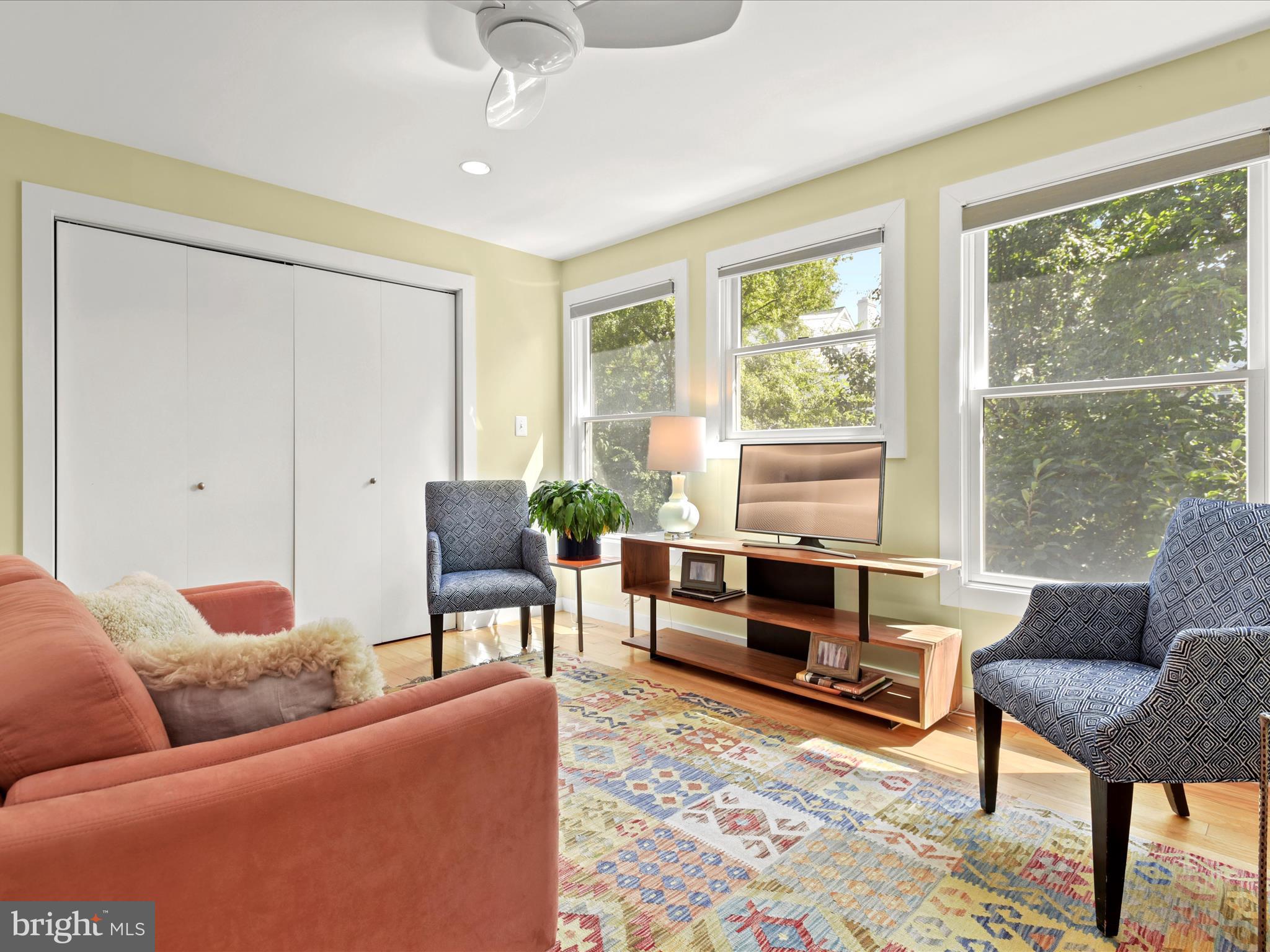 SHIRLEY WOODS - Residential