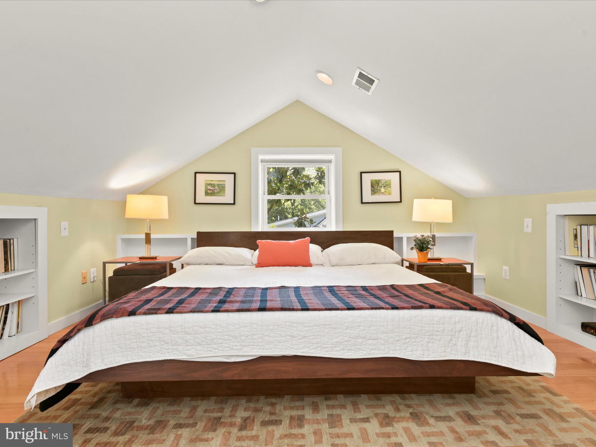 SHIRLEY WOODS - Residential