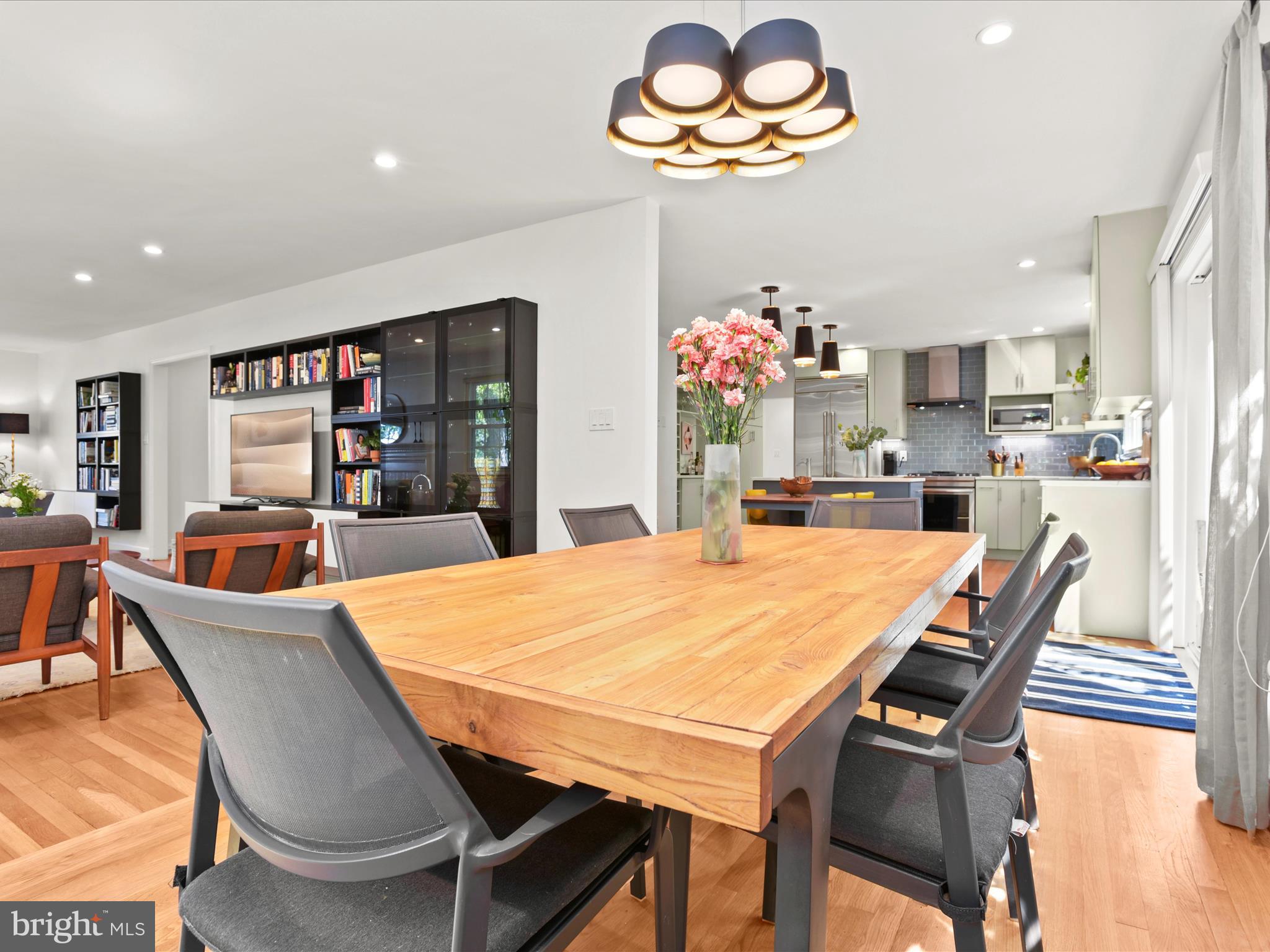 SHIRLEY WOODS - Residential