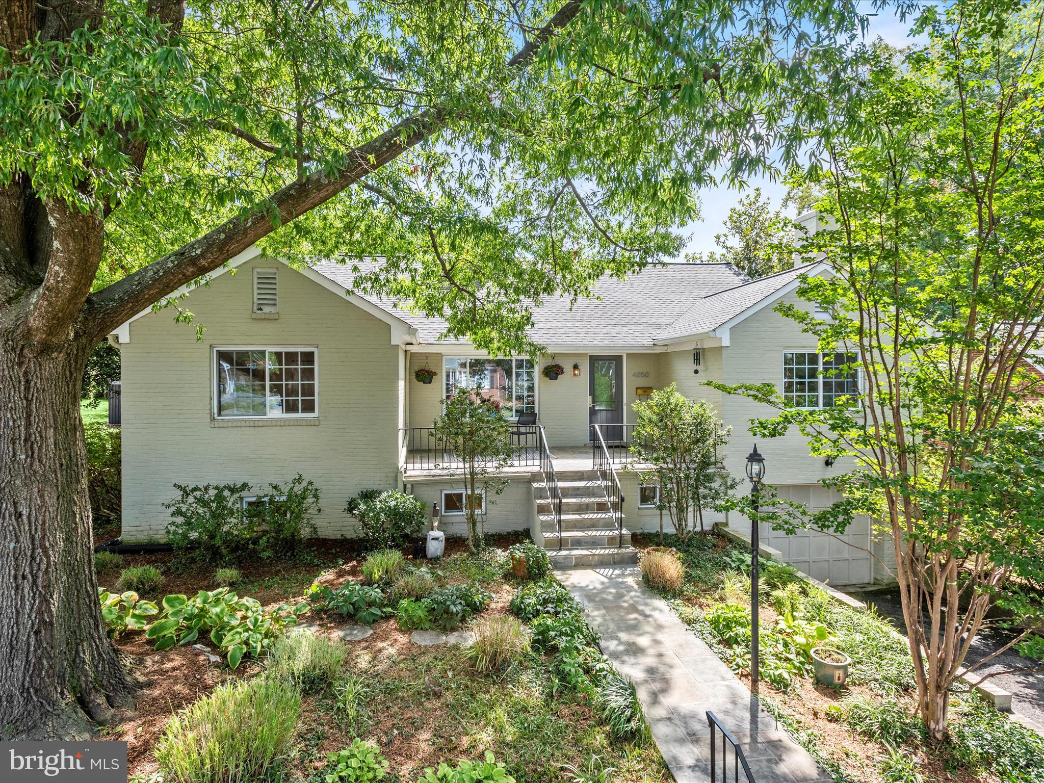 SHIRLEY WOODS - Residential