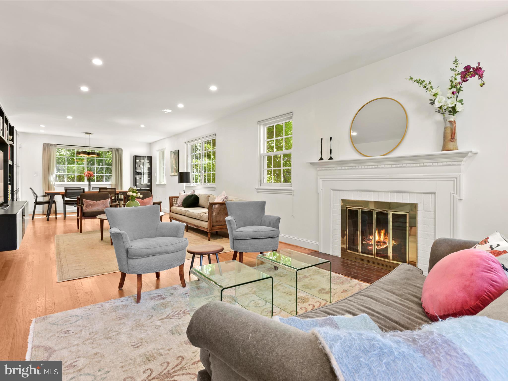 SHIRLEY WOODS - Residential