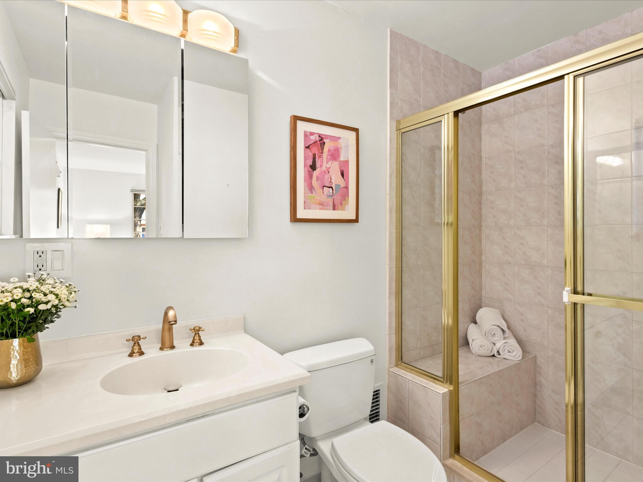 SHIRLEY WOODS - Residential