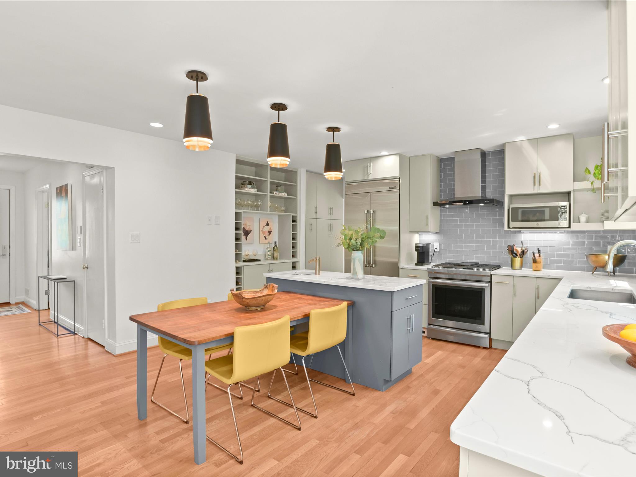 SHIRLEY WOODS - Residential