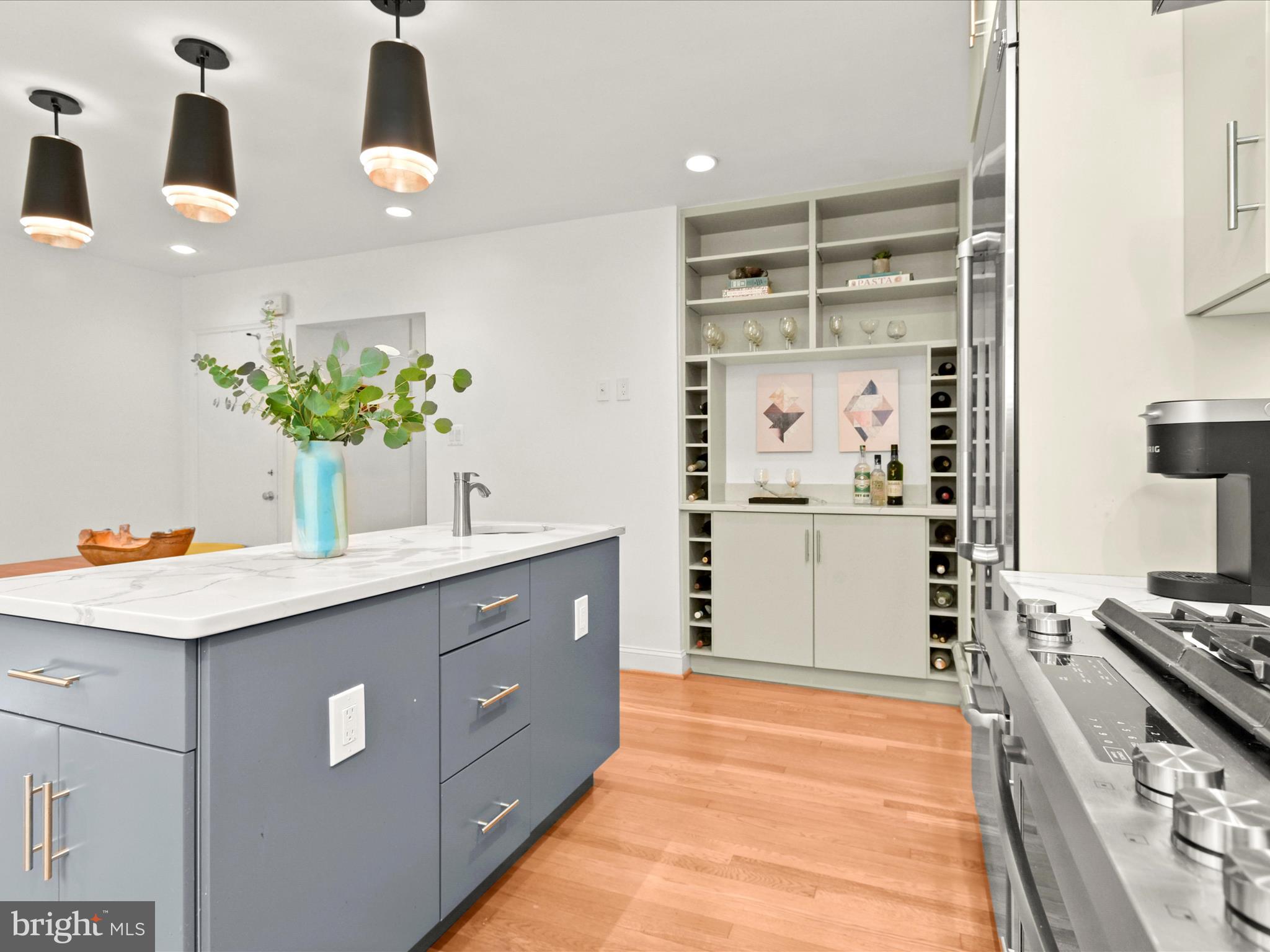 SHIRLEY WOODS - Residential