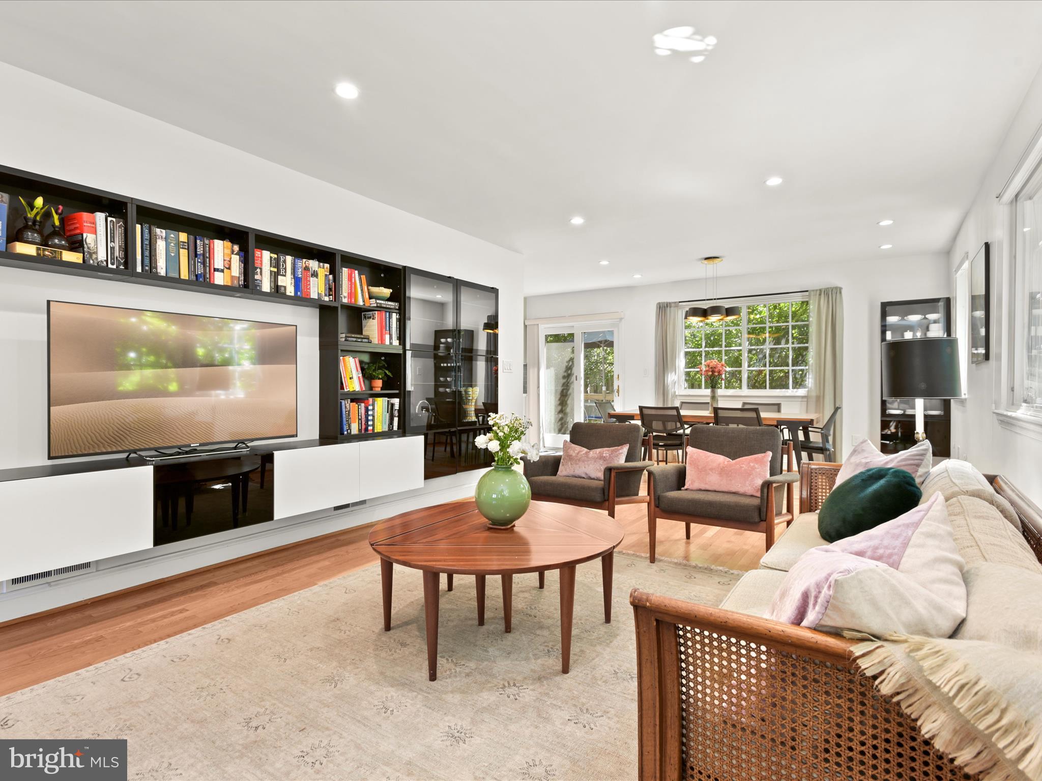 SHIRLEY WOODS - Residential