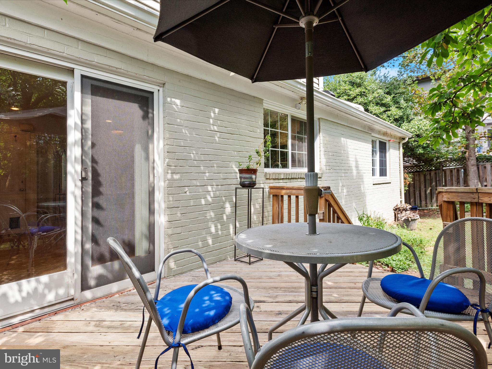 SHIRLEY WOODS - Residential