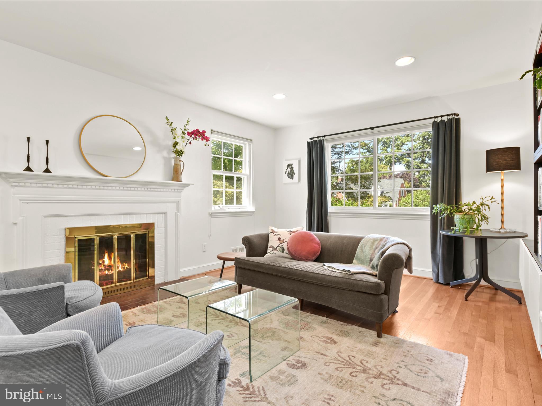 SHIRLEY WOODS - Residential