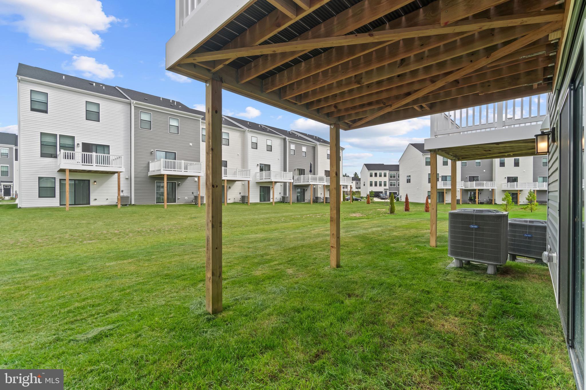 PINEGROVE - Residential