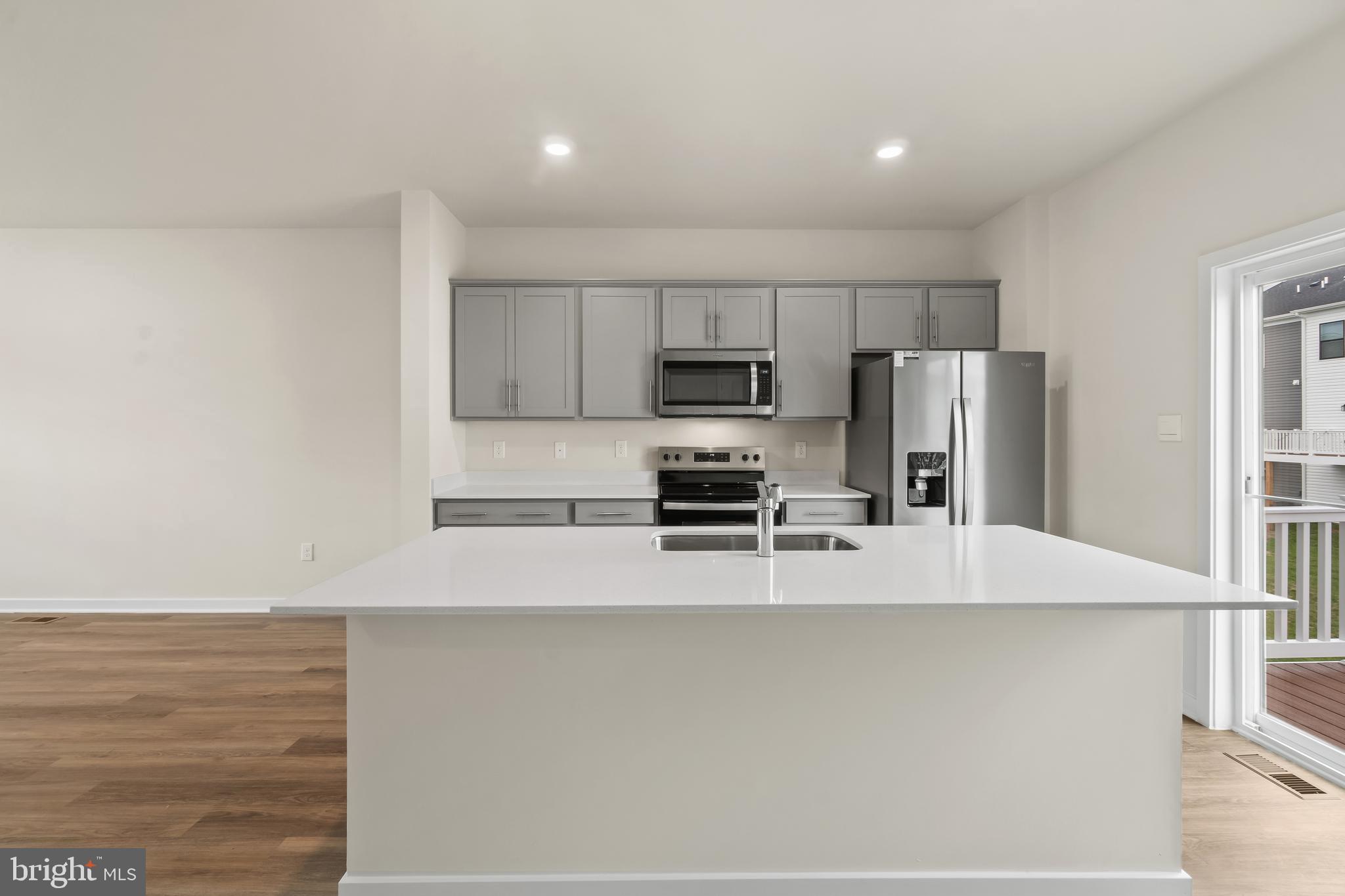 PINEGROVE - Residential