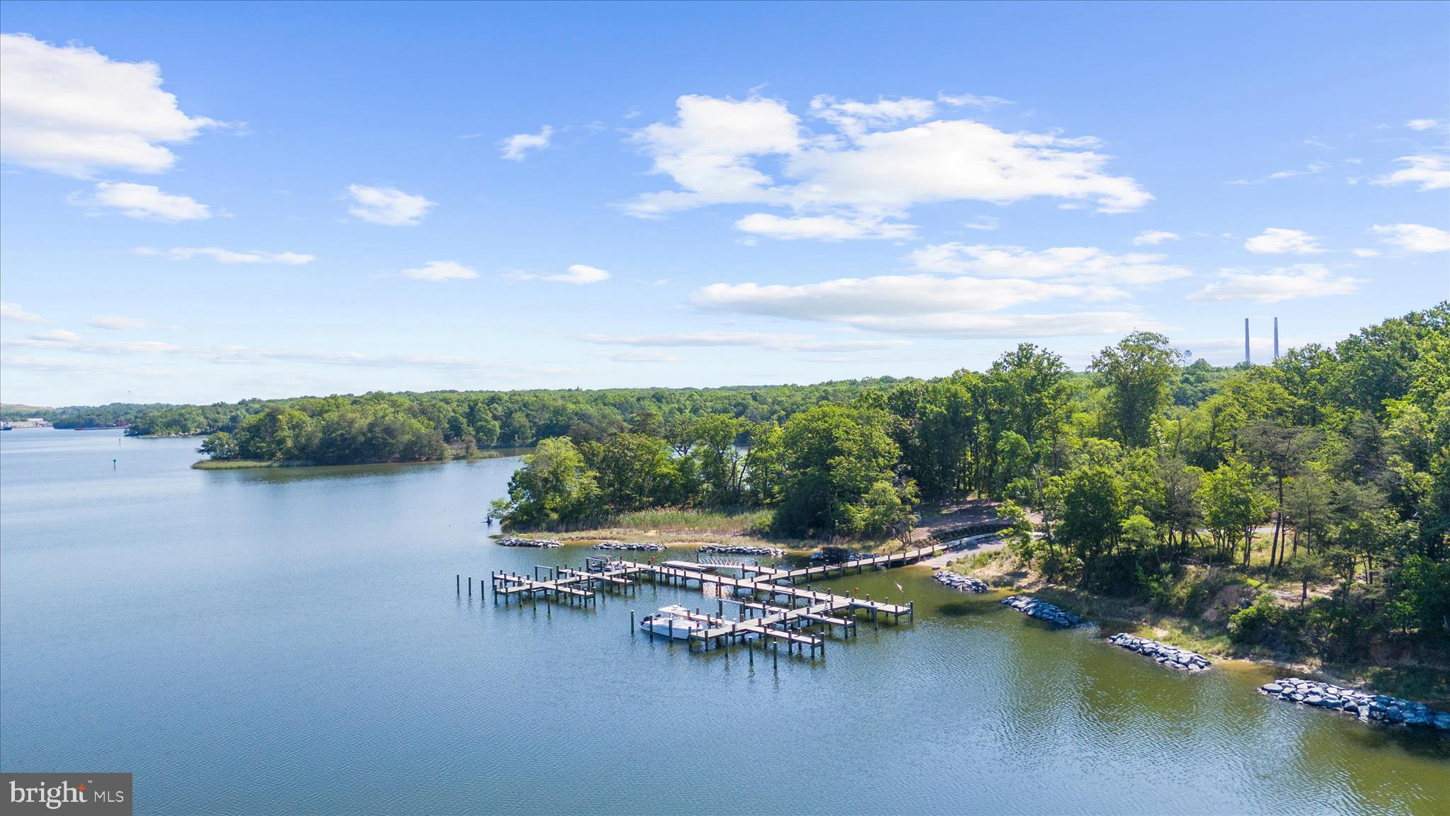 TANYARD SHORES - Residential