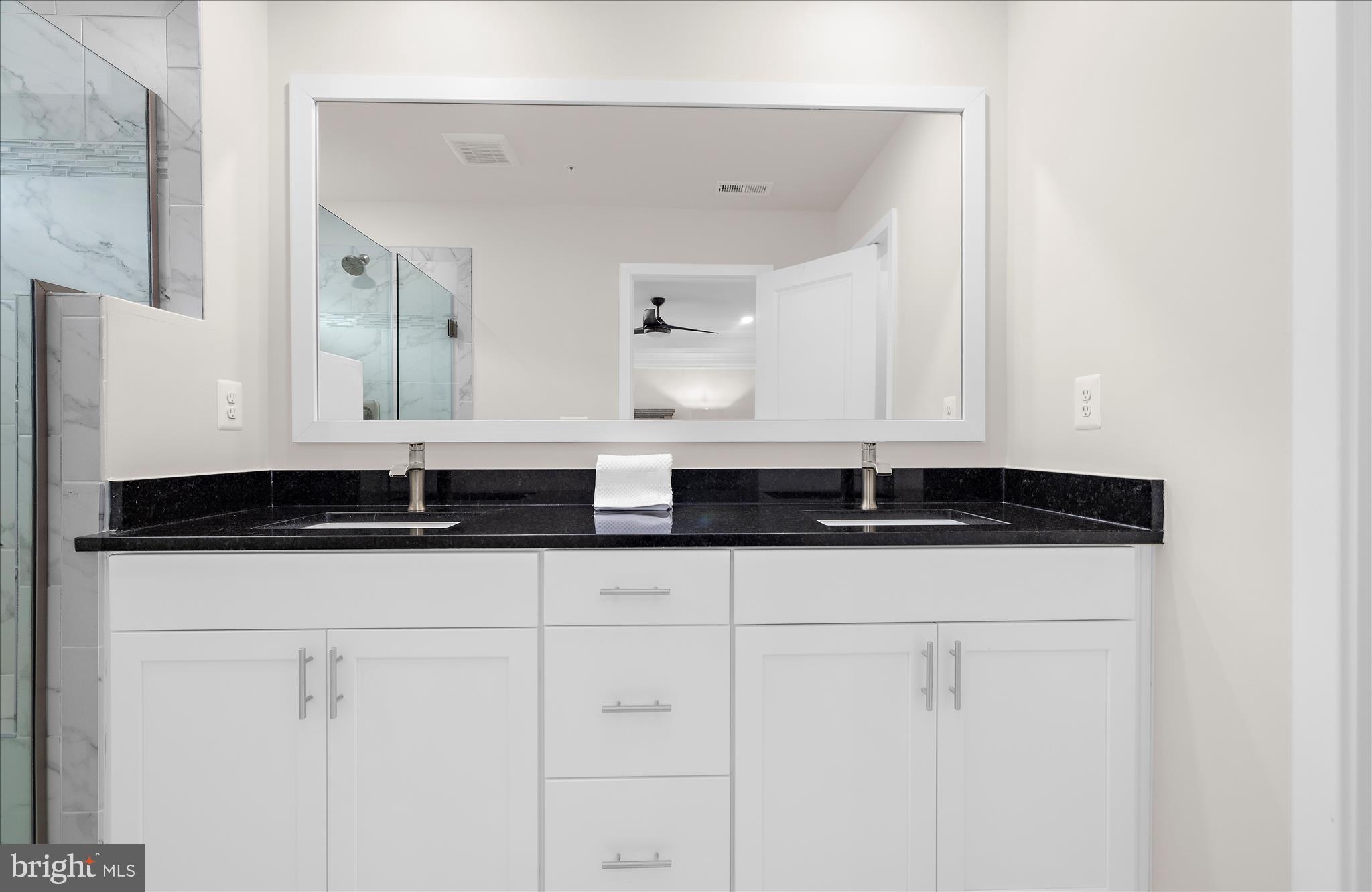 TANYARD SHORES - Residential