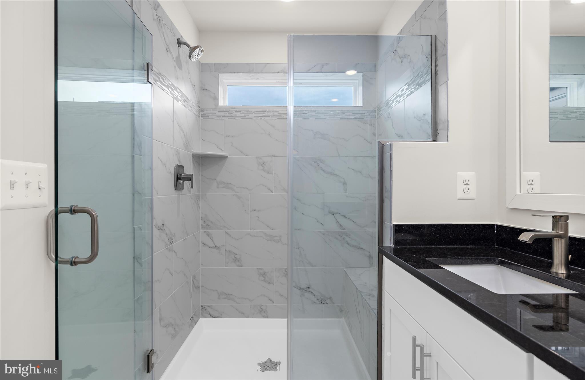 TANYARD SHORES - Residential