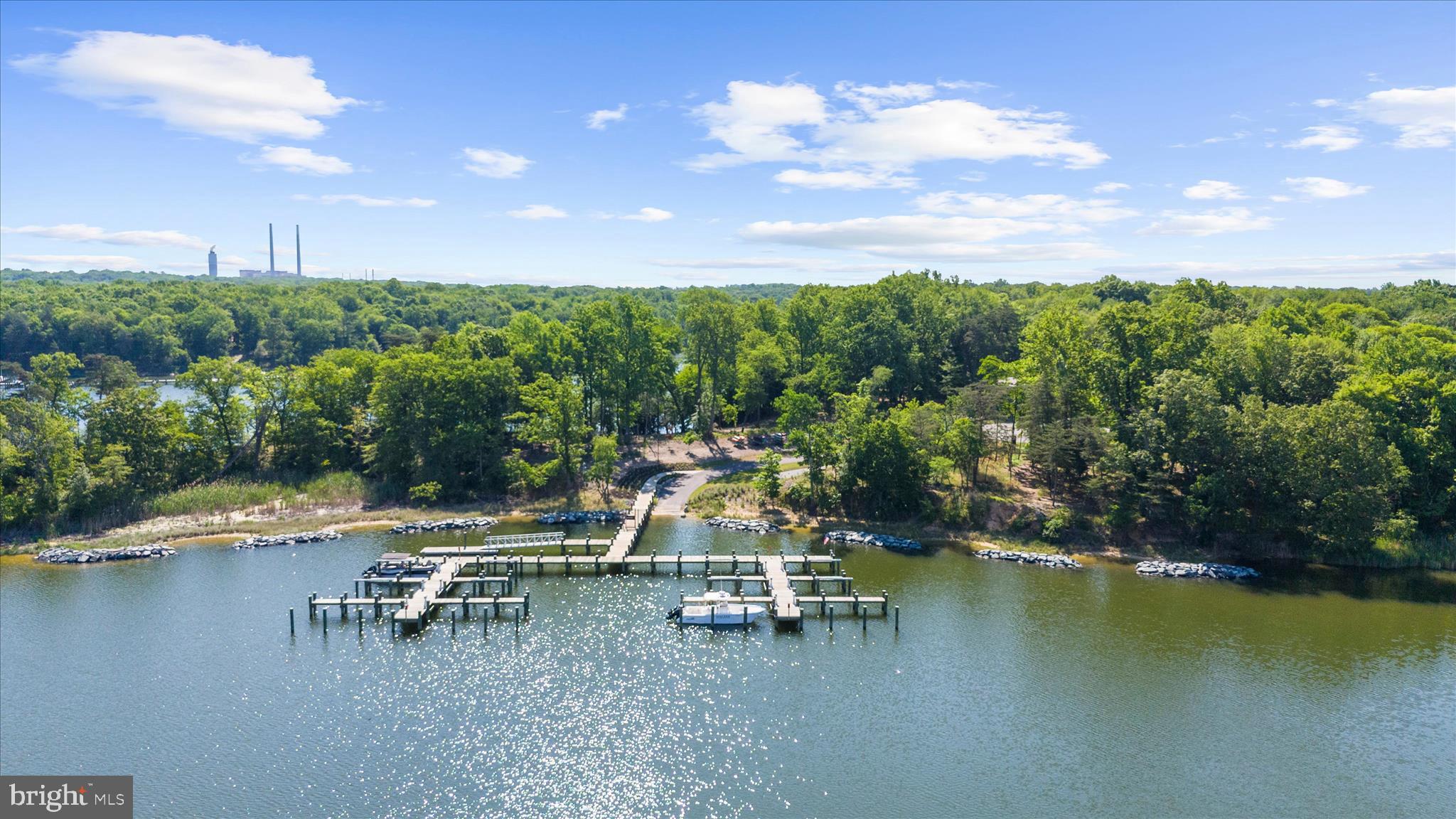 TANYARD SHORES - Residential