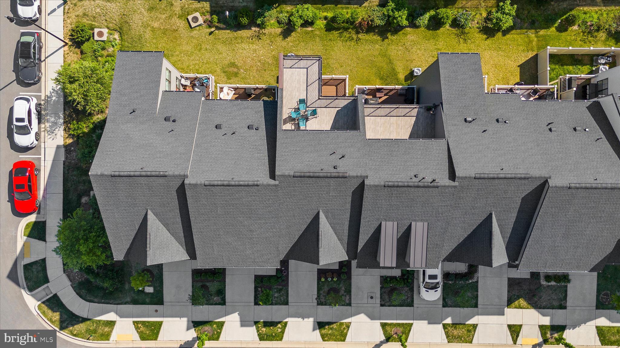 TANYARD SHORES - Residential