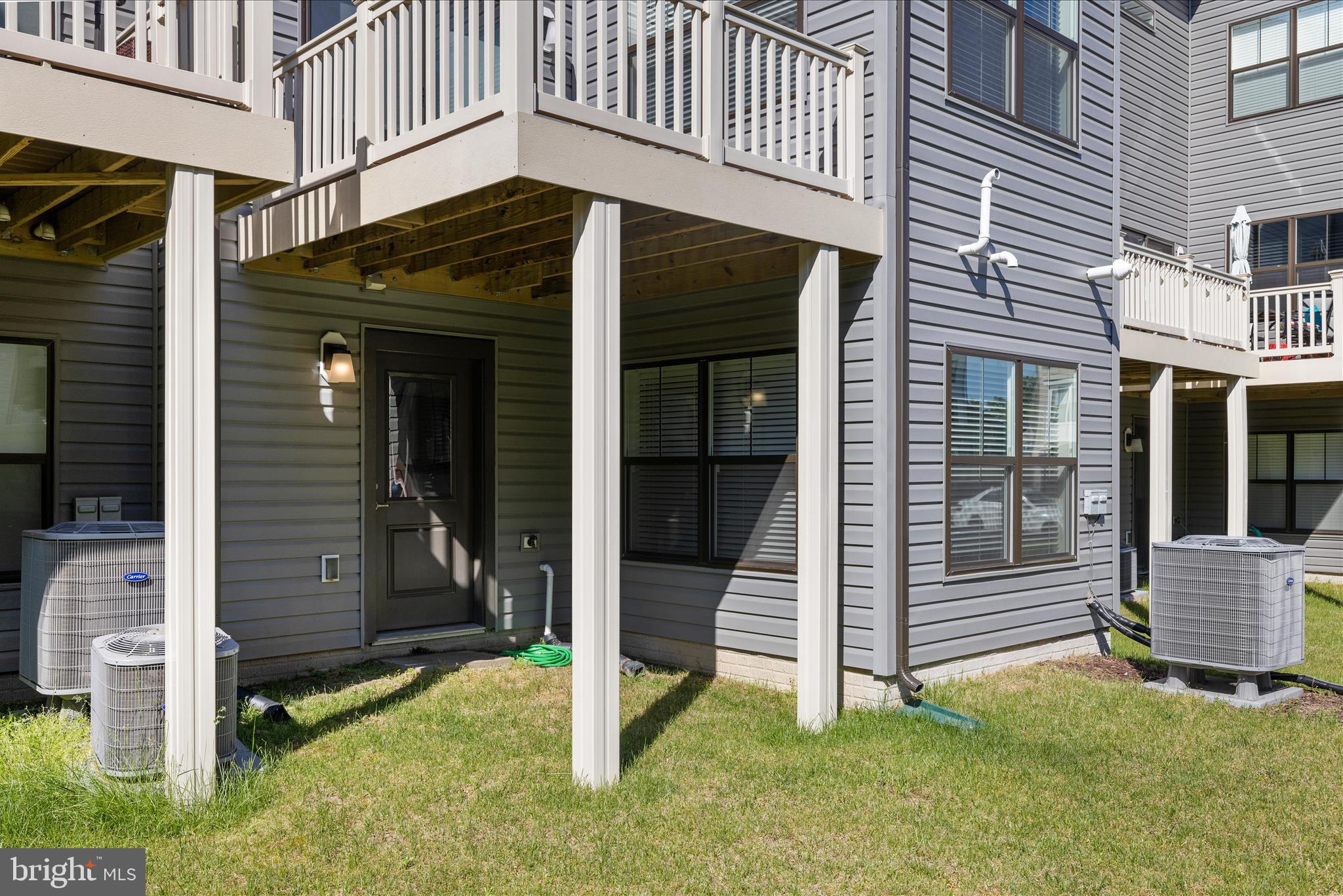 TANYARD SHORES - Residential