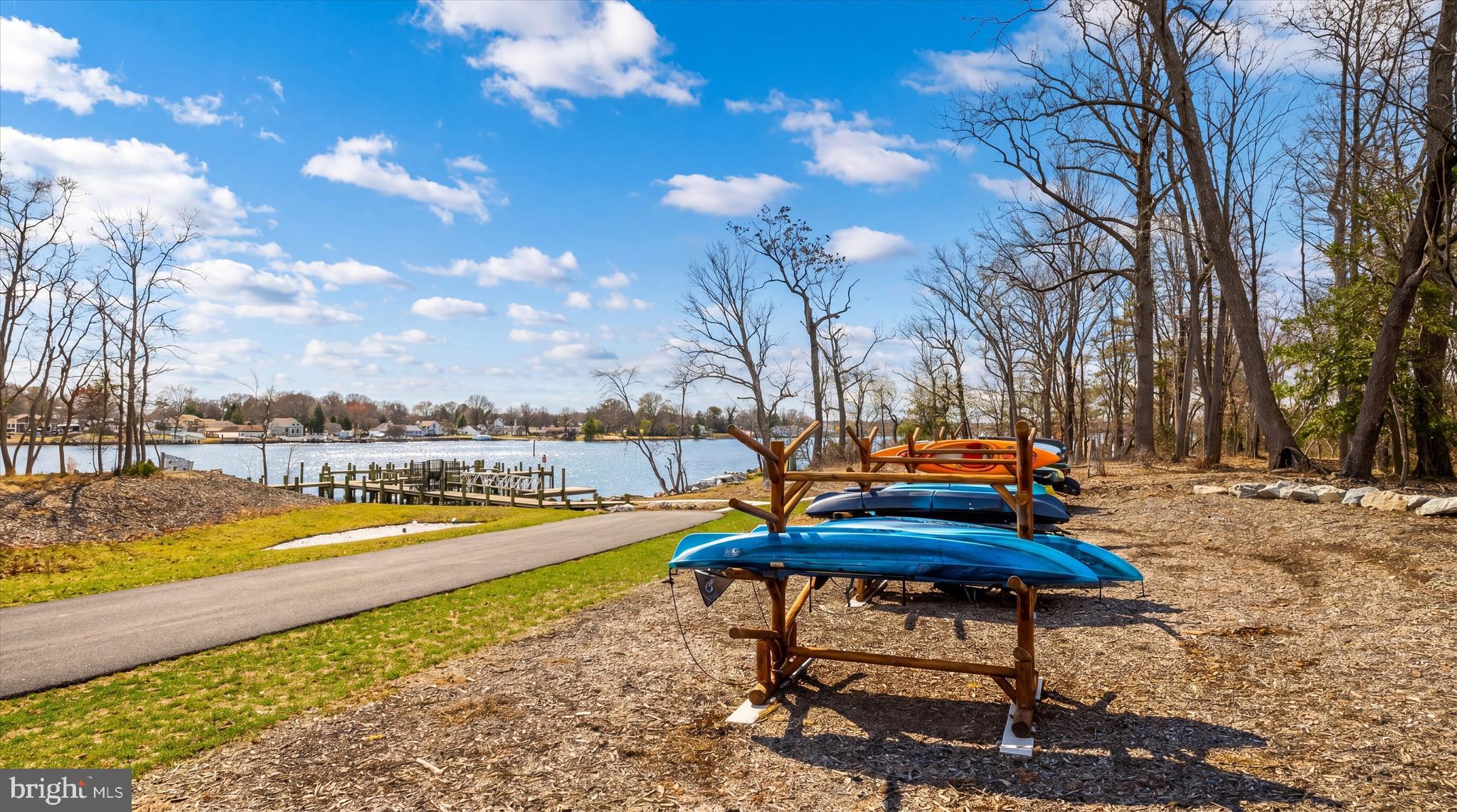 TANYARD SHORES - Residential