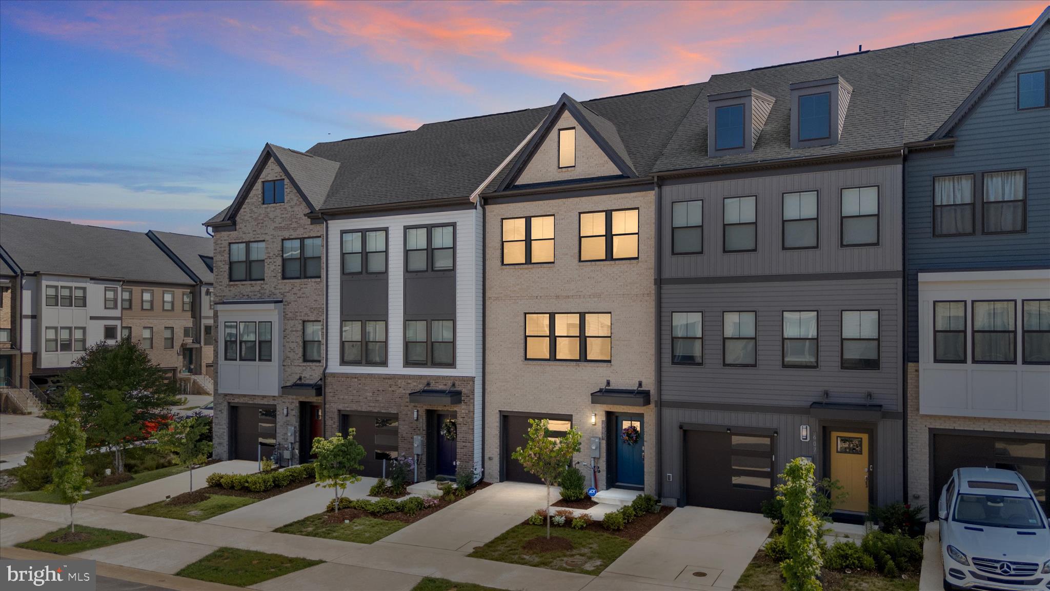 TANYARD SHORES - Residential