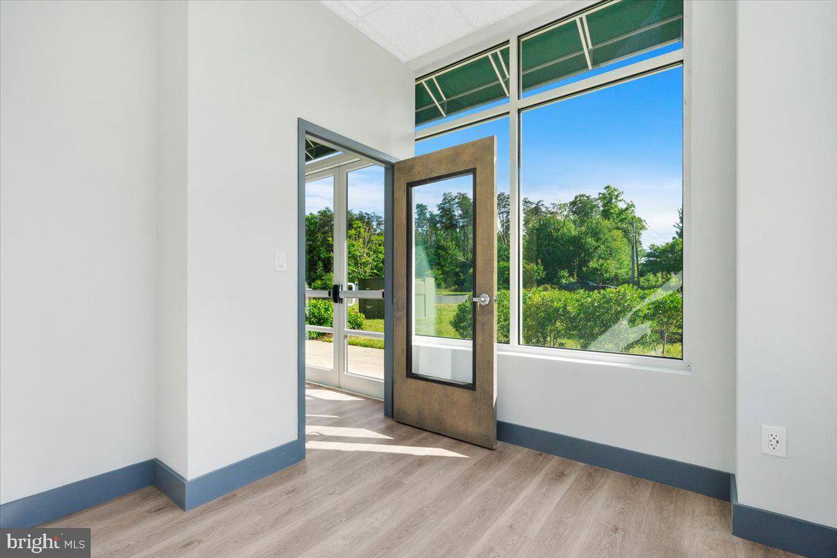 4565 DAISY REID AVENUE 1