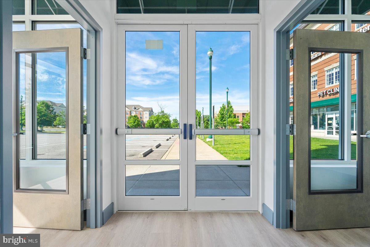 4565 DAISY REID AVENUE 1