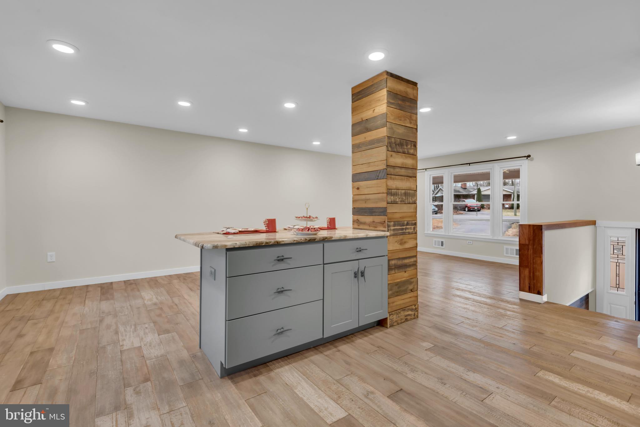 LONG POINT ON THE MAGOTHY - Residential