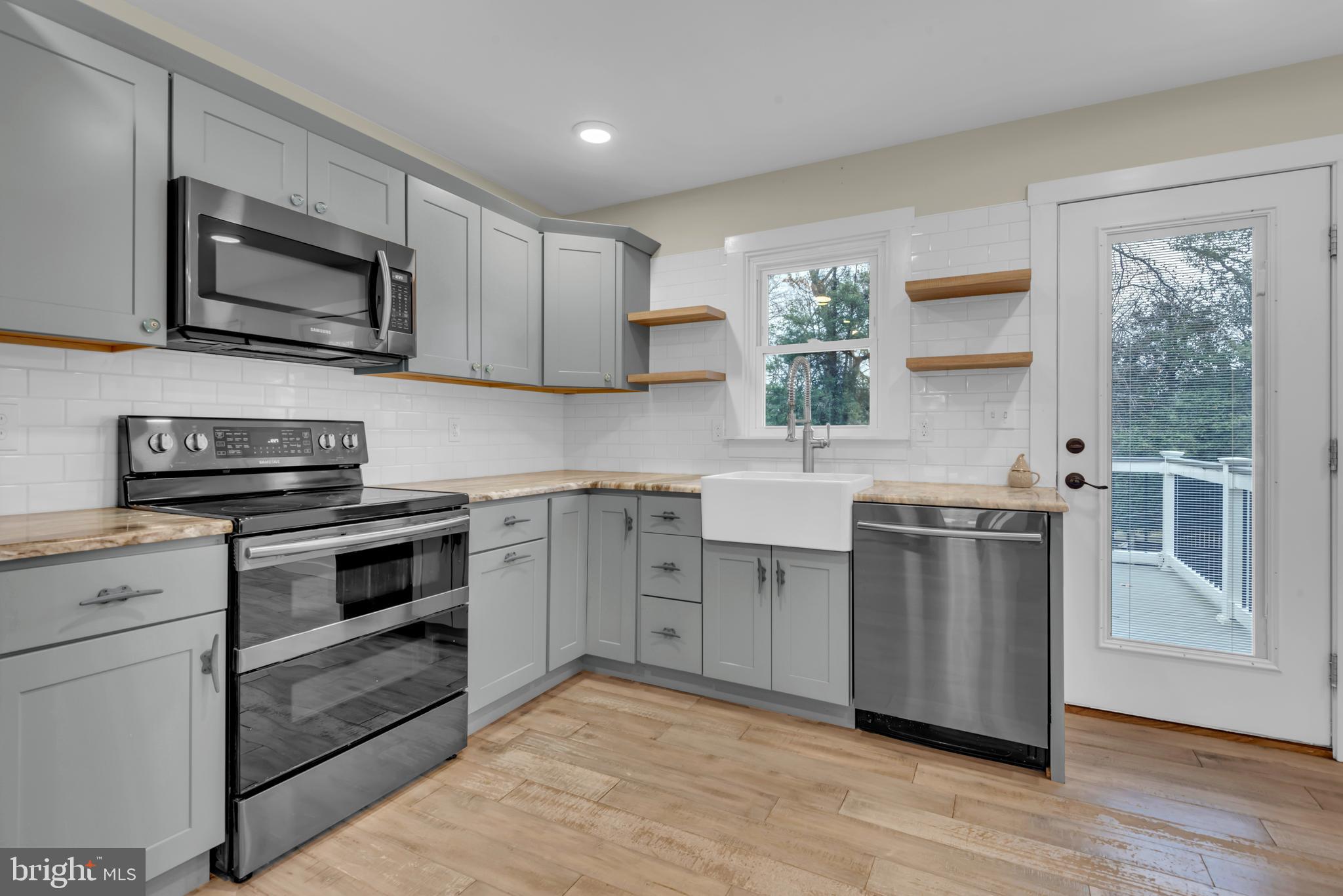 LONG POINT ON THE MAGOTHY - Residential