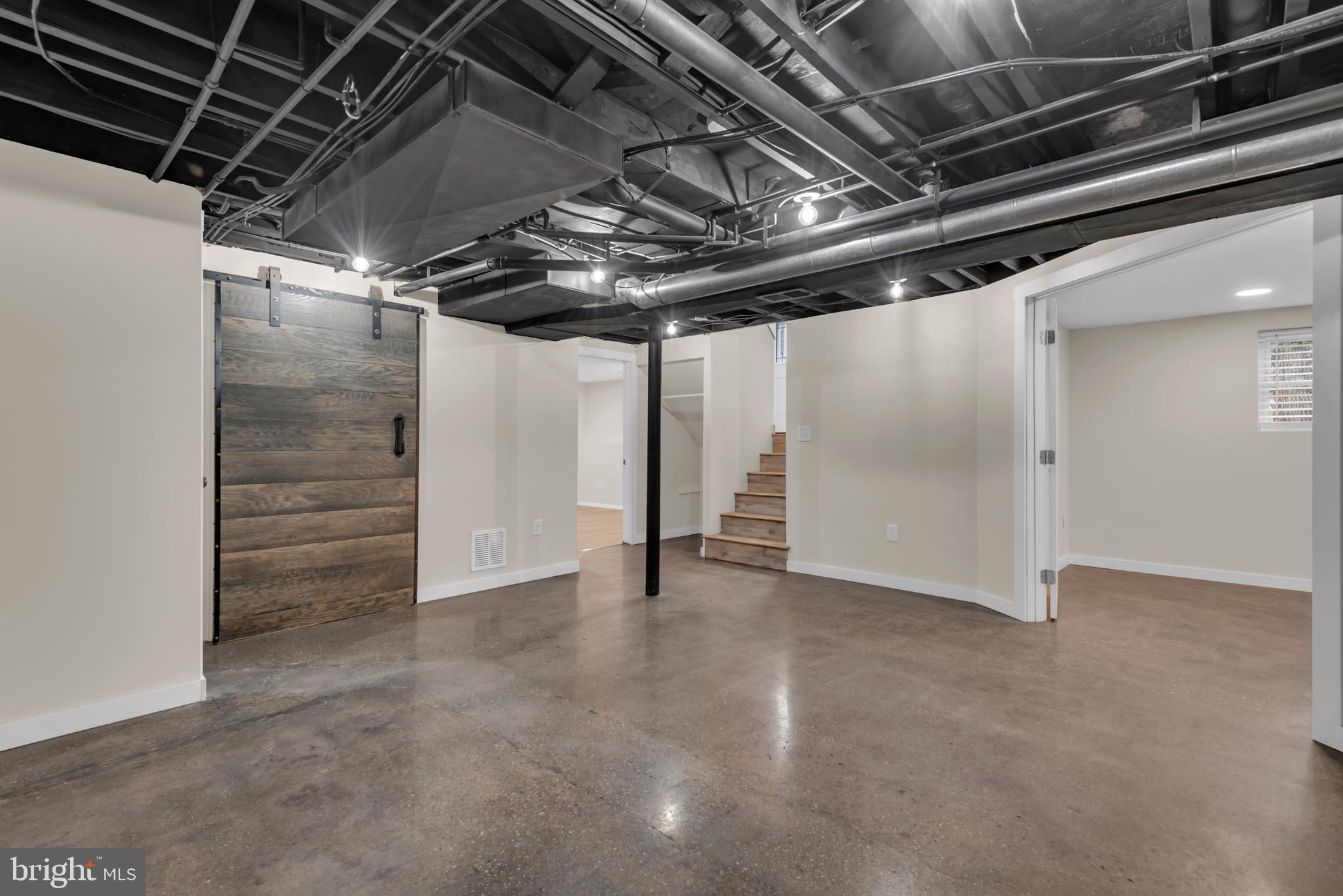 LONG POINT ON THE MAGOTHY - Residential