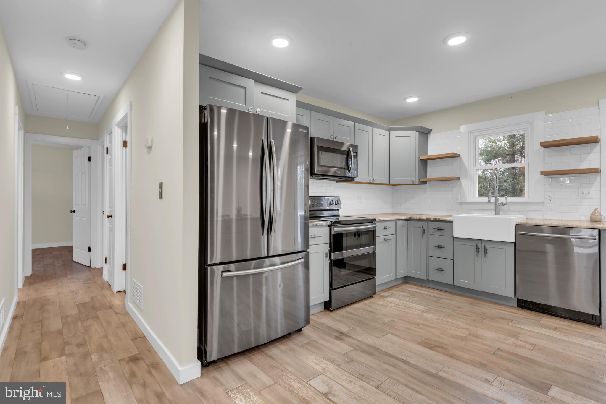 LONG POINT ON THE MAGOTHY - Residential