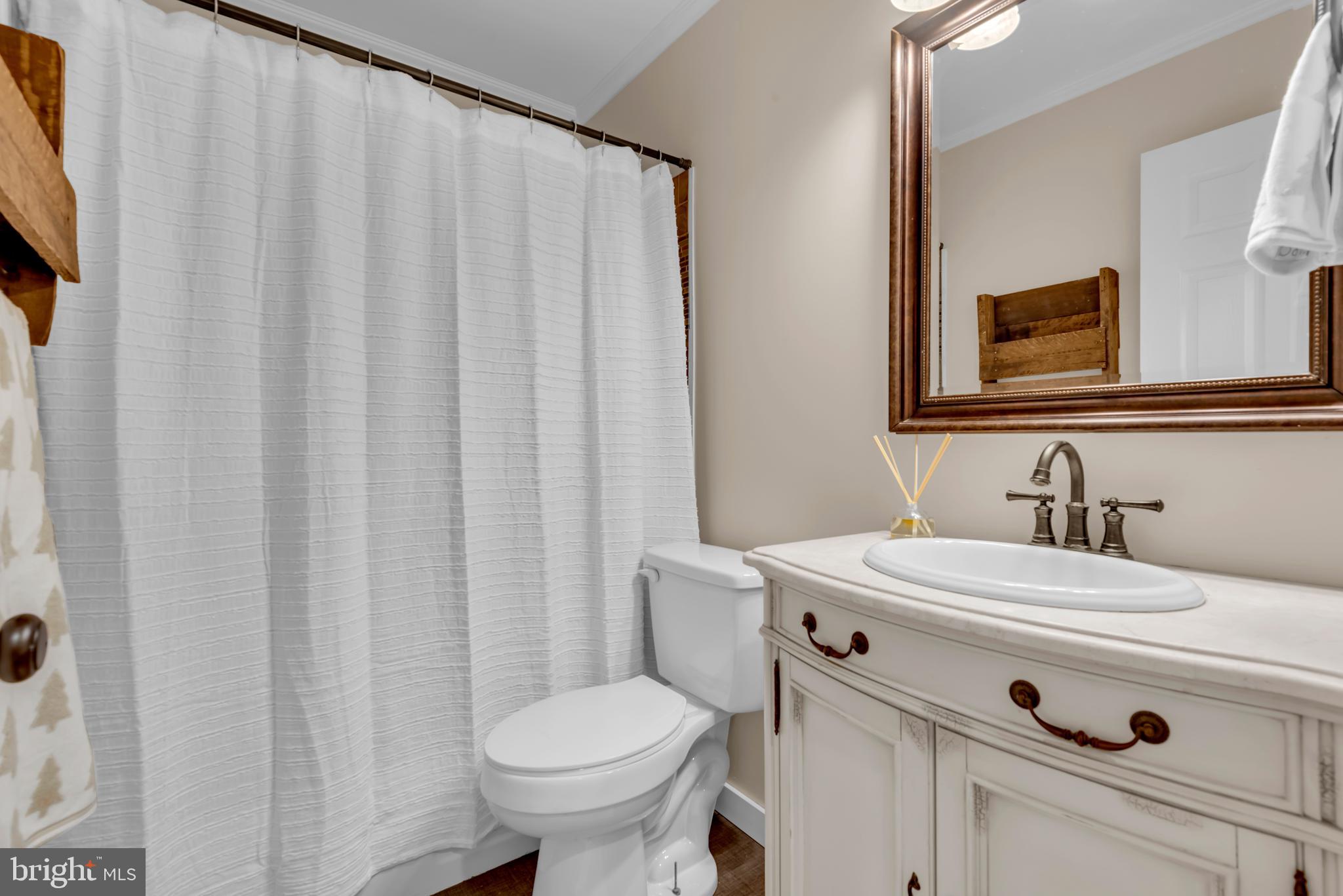 LONG POINT ON THE MAGOTHY - Residential