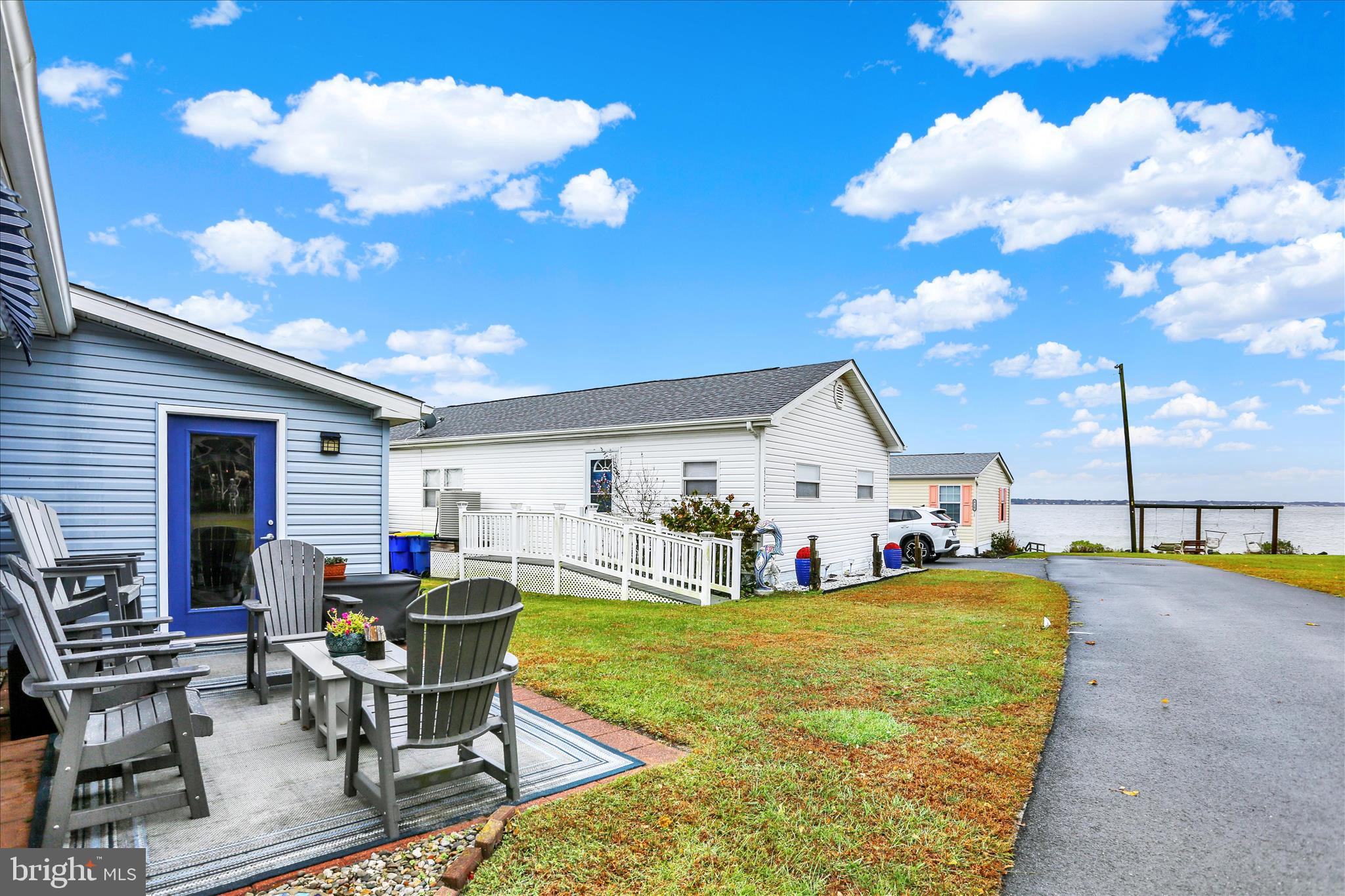 WHITE HOUSE BEACH - Residential