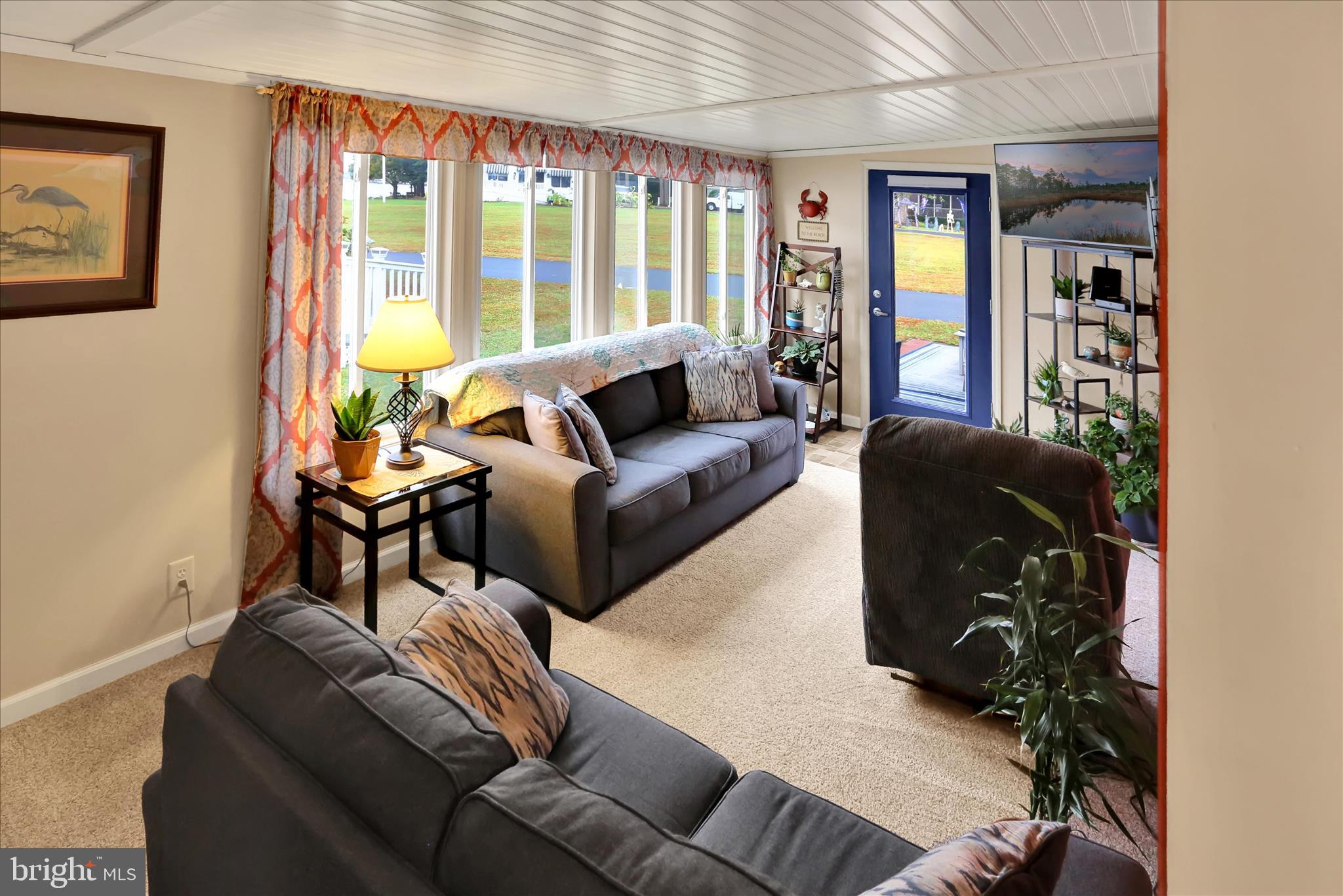 WHITE HOUSE BEACH - Residential