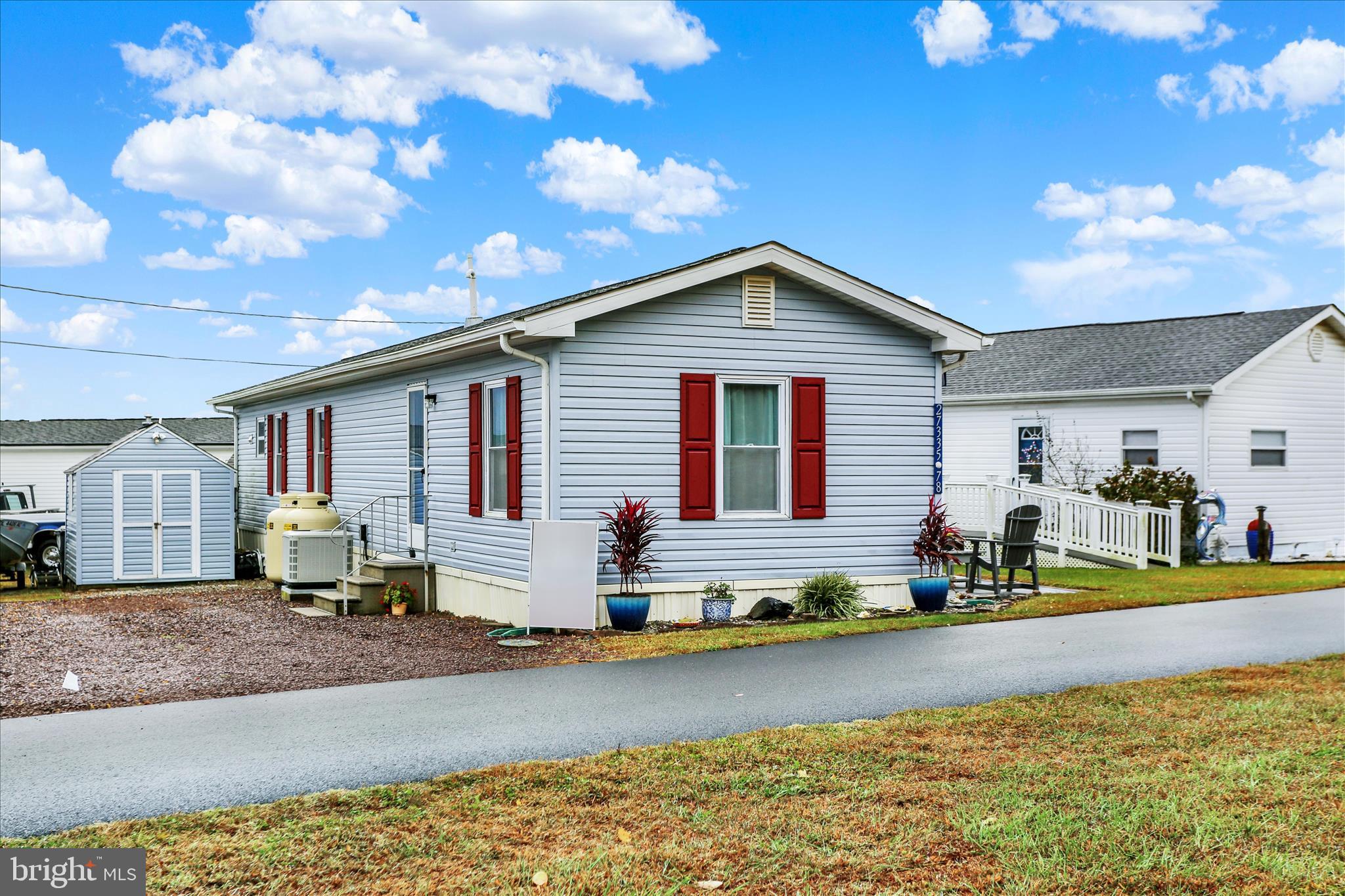WHITE HOUSE BEACH - Residential