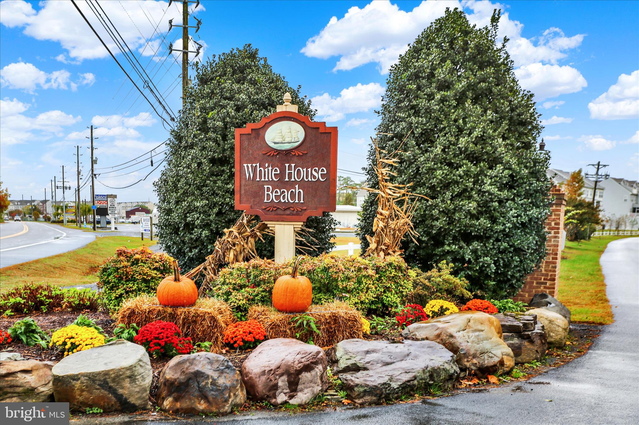 WHITE HOUSE BEACH - Residential