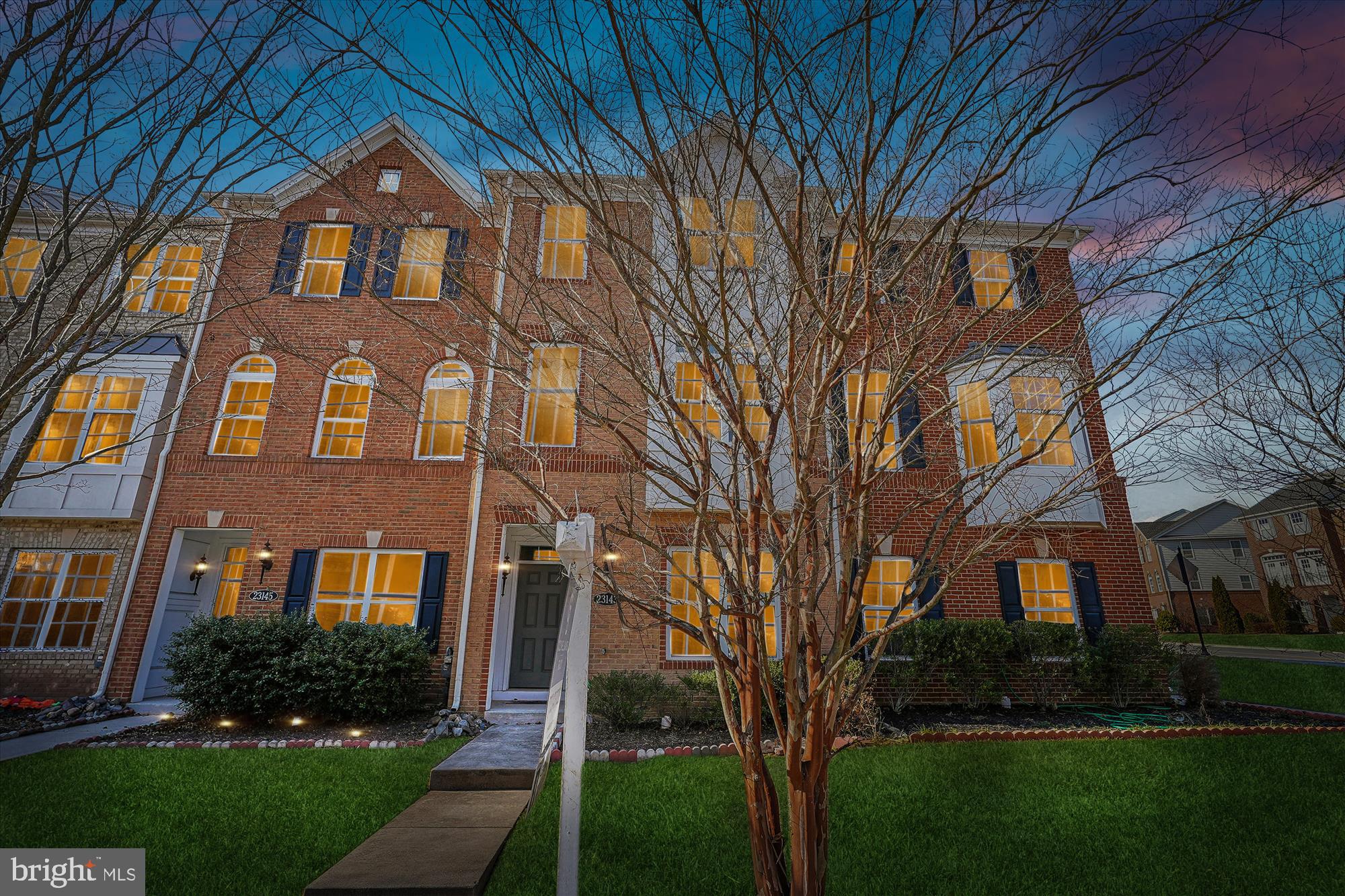 LOUDOUN VALLEY ESTATES 2 - Residential