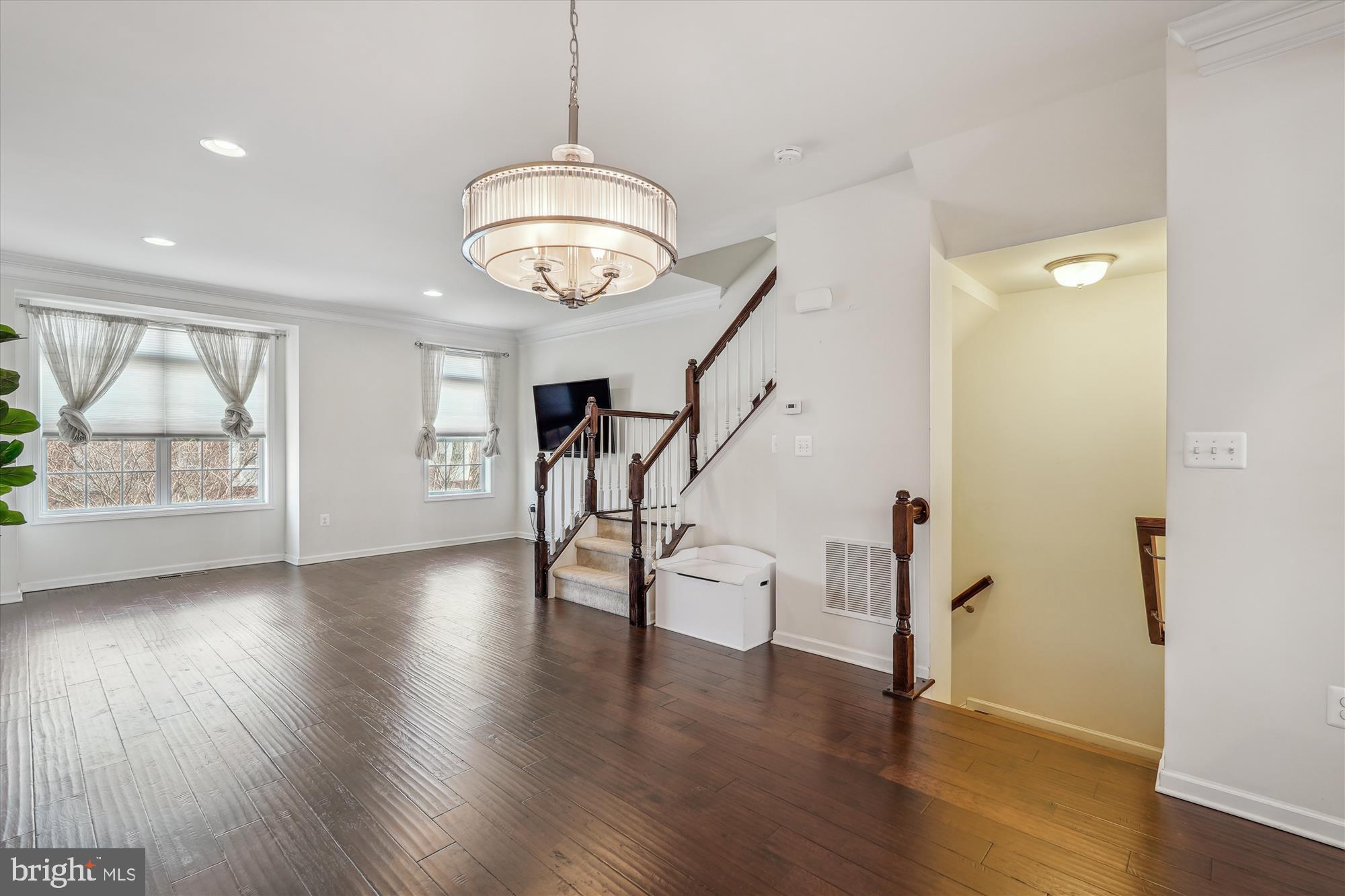 LOUDOUN VALLEY ESTATES 2 - Residential