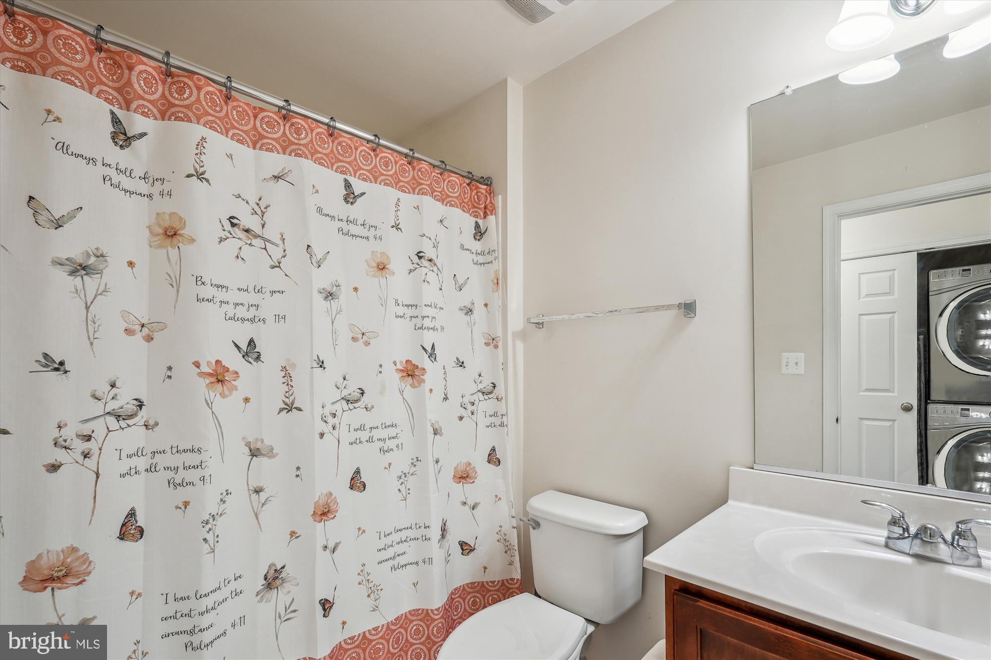 LOUDOUN VALLEY ESTATES 2 - Residential