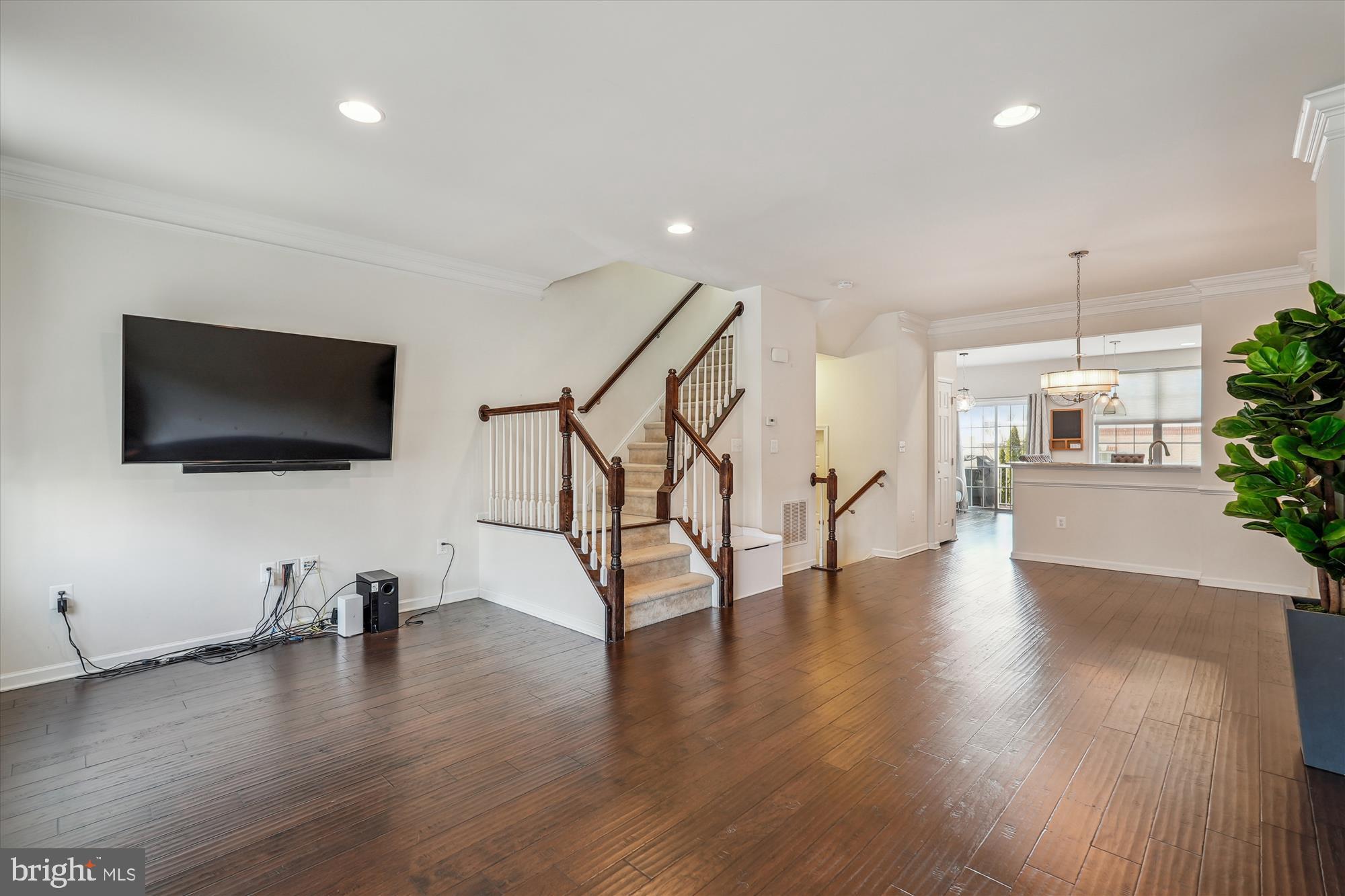 LOUDOUN VALLEY ESTATES 2 - Residential