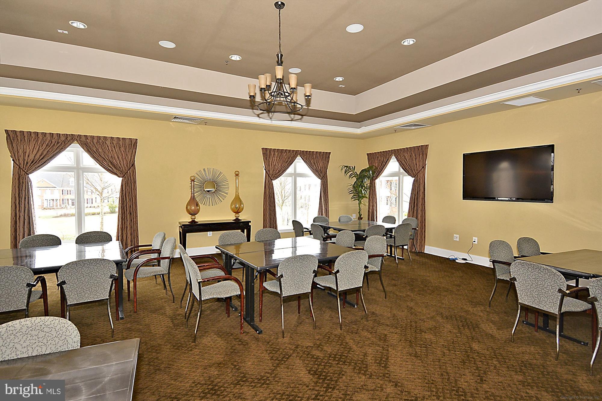 LOUDOUN VALLEY ESTATES 2 - Residential