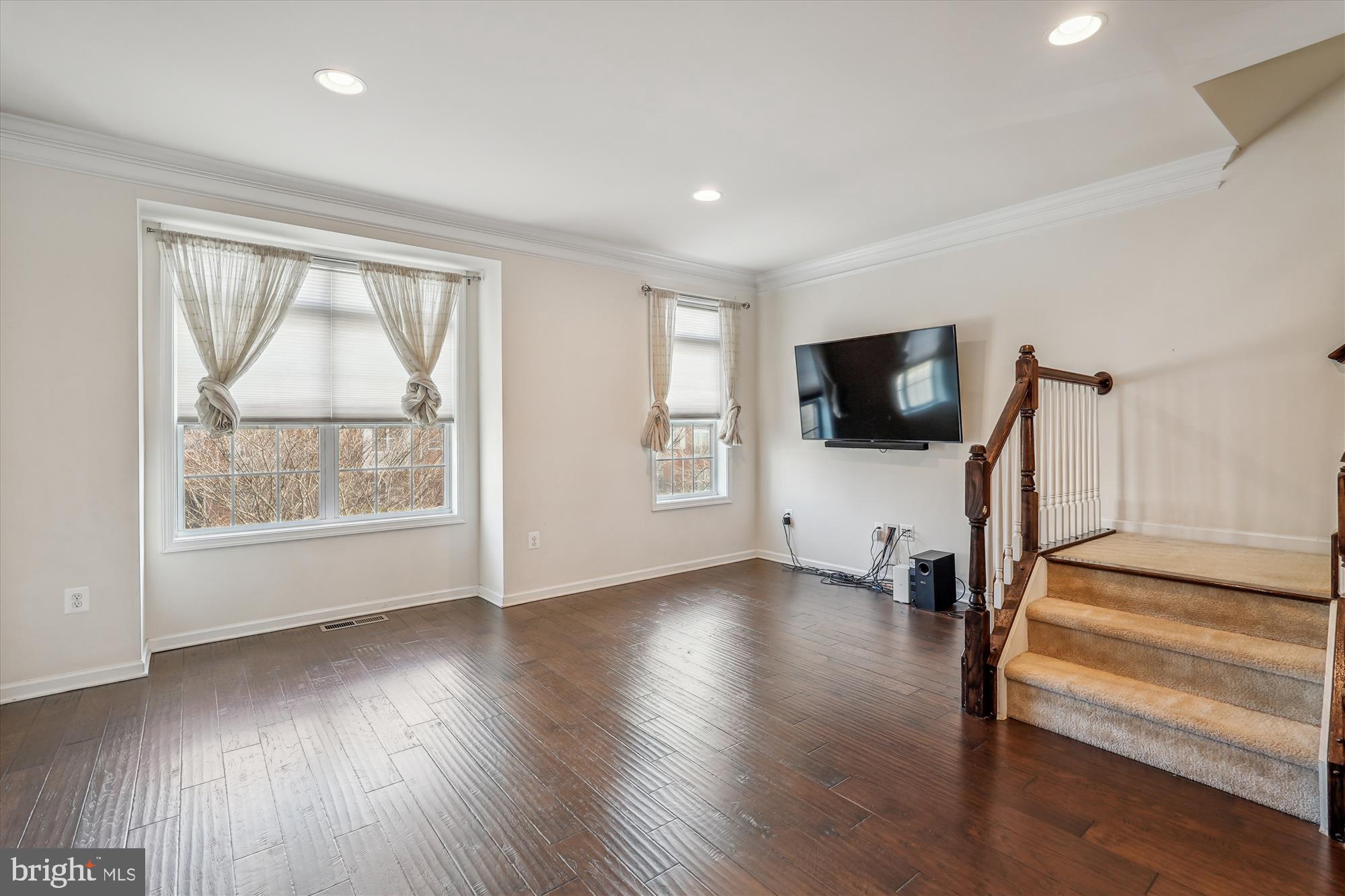 LOUDOUN VALLEY ESTATES 2 - Residential