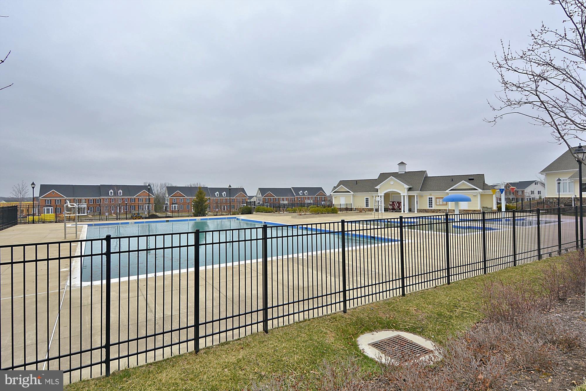 LOUDOUN VALLEY ESTATES 2 - Residential
