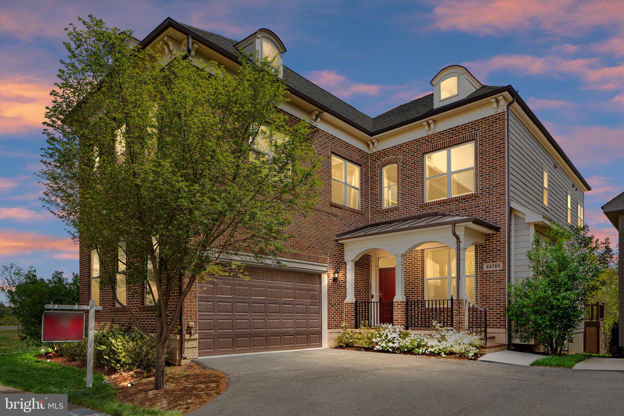 ONE LOUDOUN LAND BAY B - Residential Lease