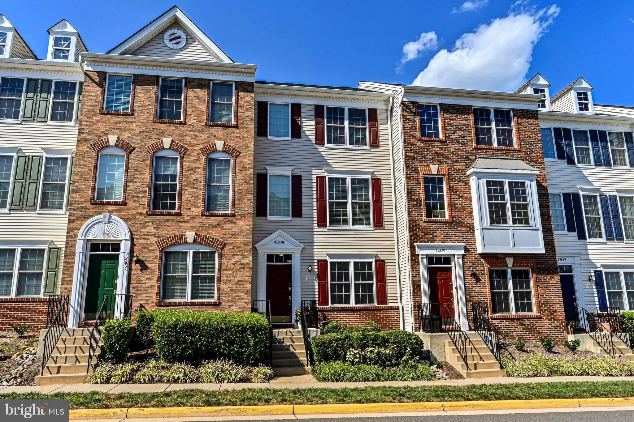 42838 Sykes Terrace, Chantilly, VA 20152
