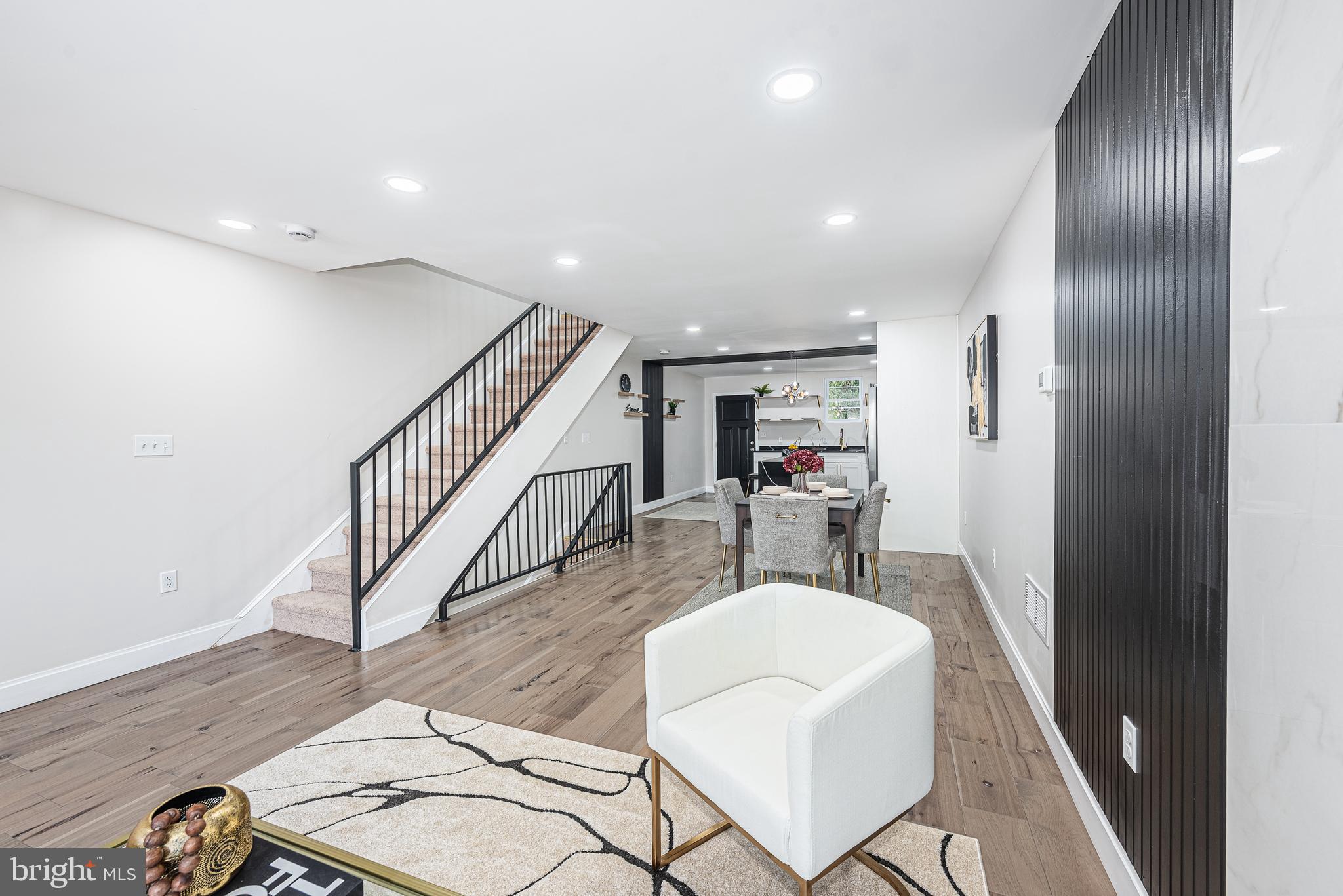 FRANKLIN SQUARE HISTORIC DISTRICT - Residential