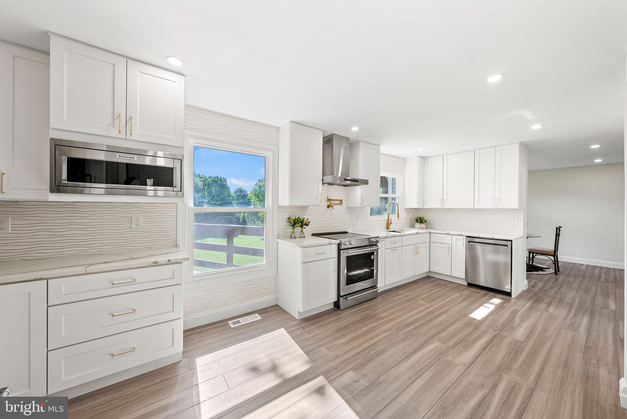 FOXVALE FARM - Residential