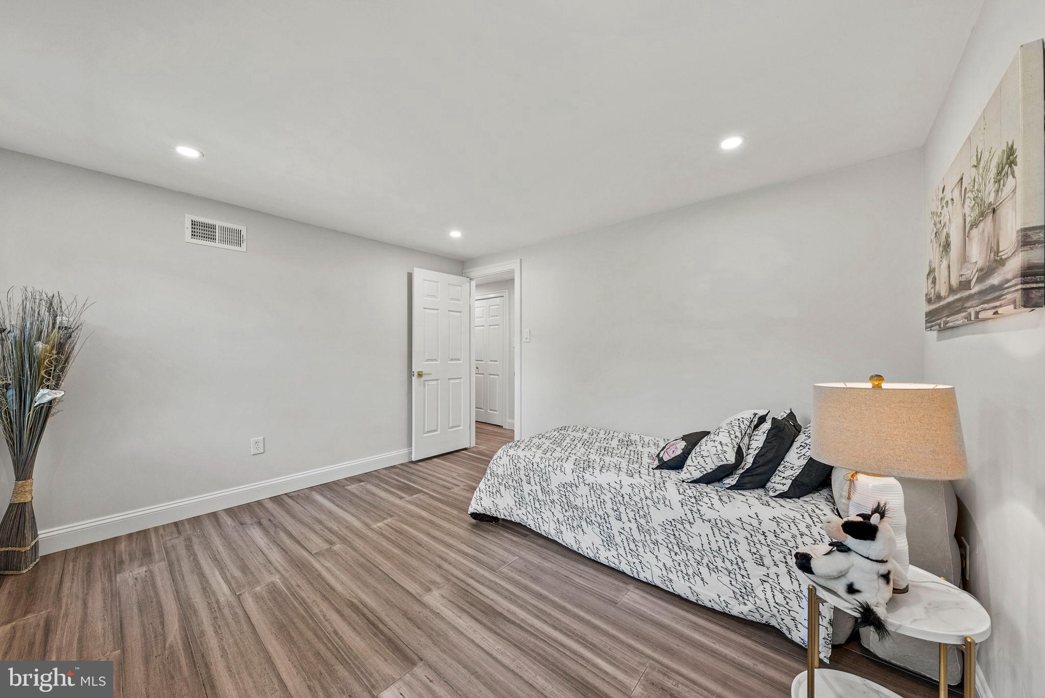 FOXVALE FARM - Residential