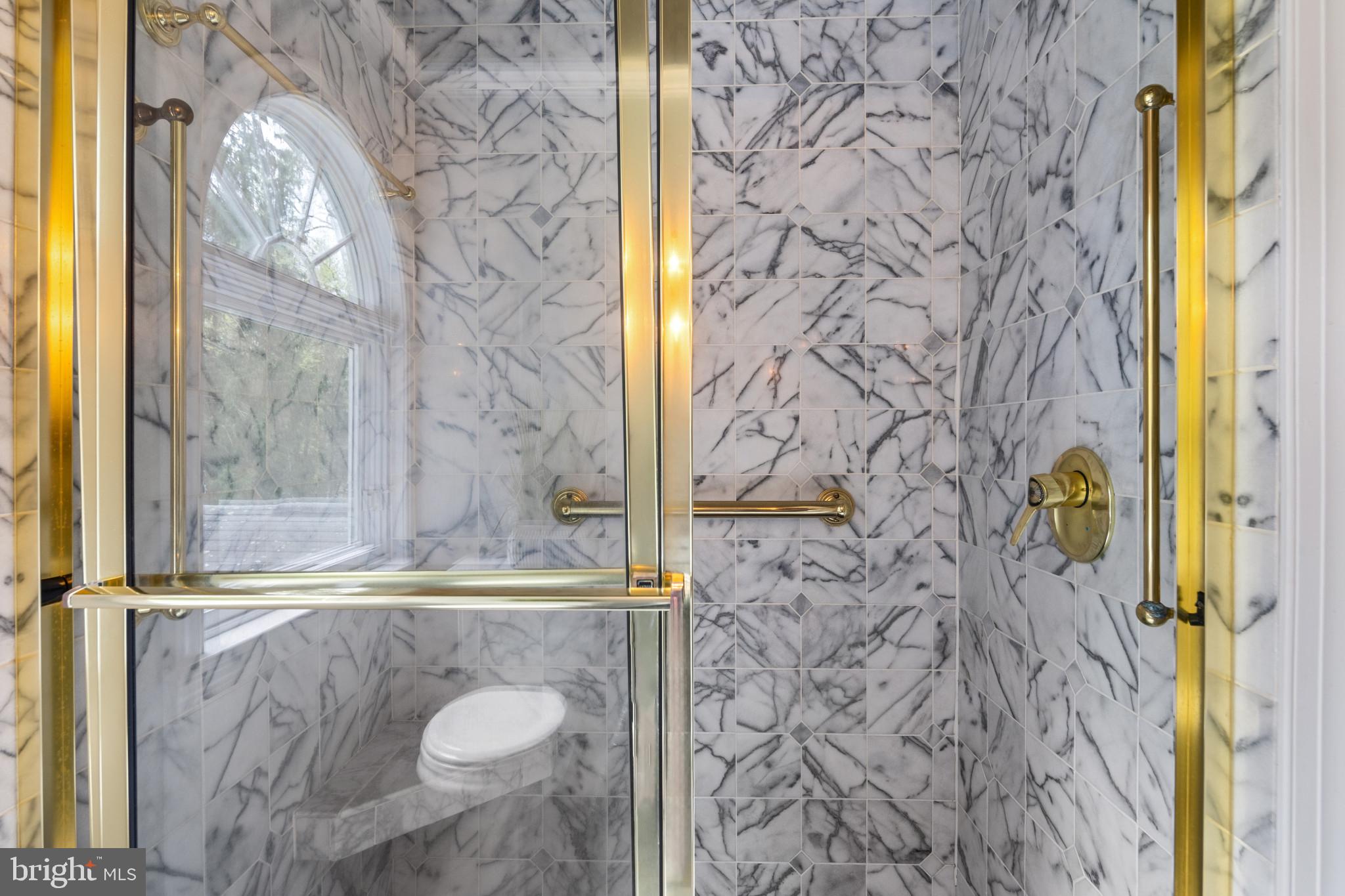 GREEN GLADE - Residential