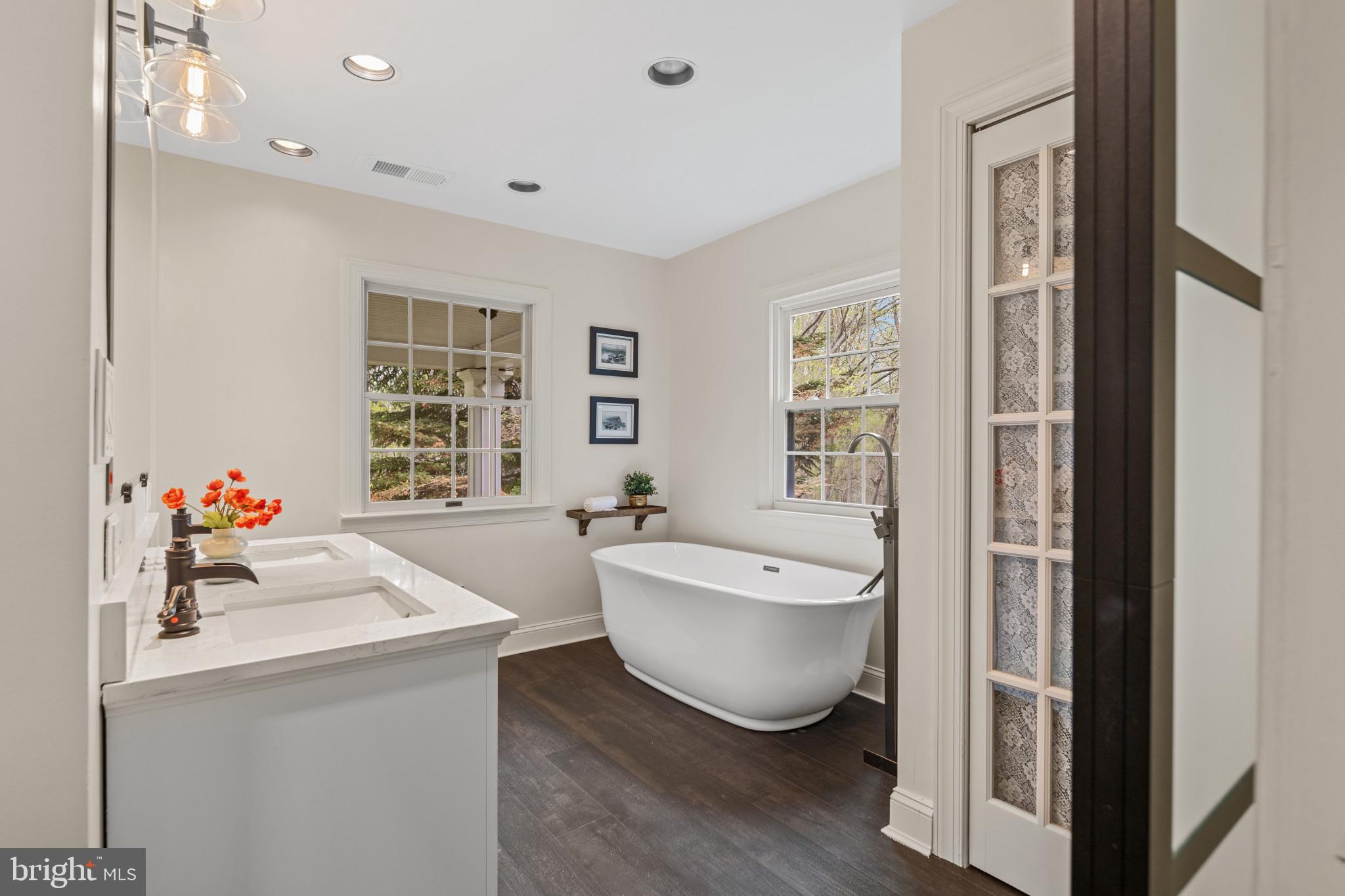 GREEN GLADE - Residential