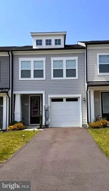 MLS: WVJF2025948